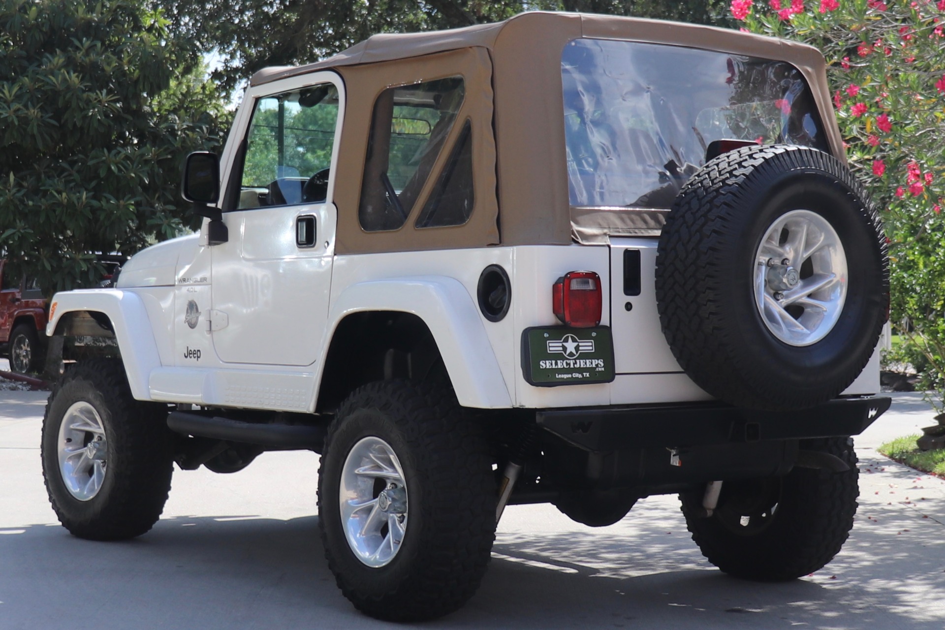Used-2001-Jeep-Wrangler-Sahara