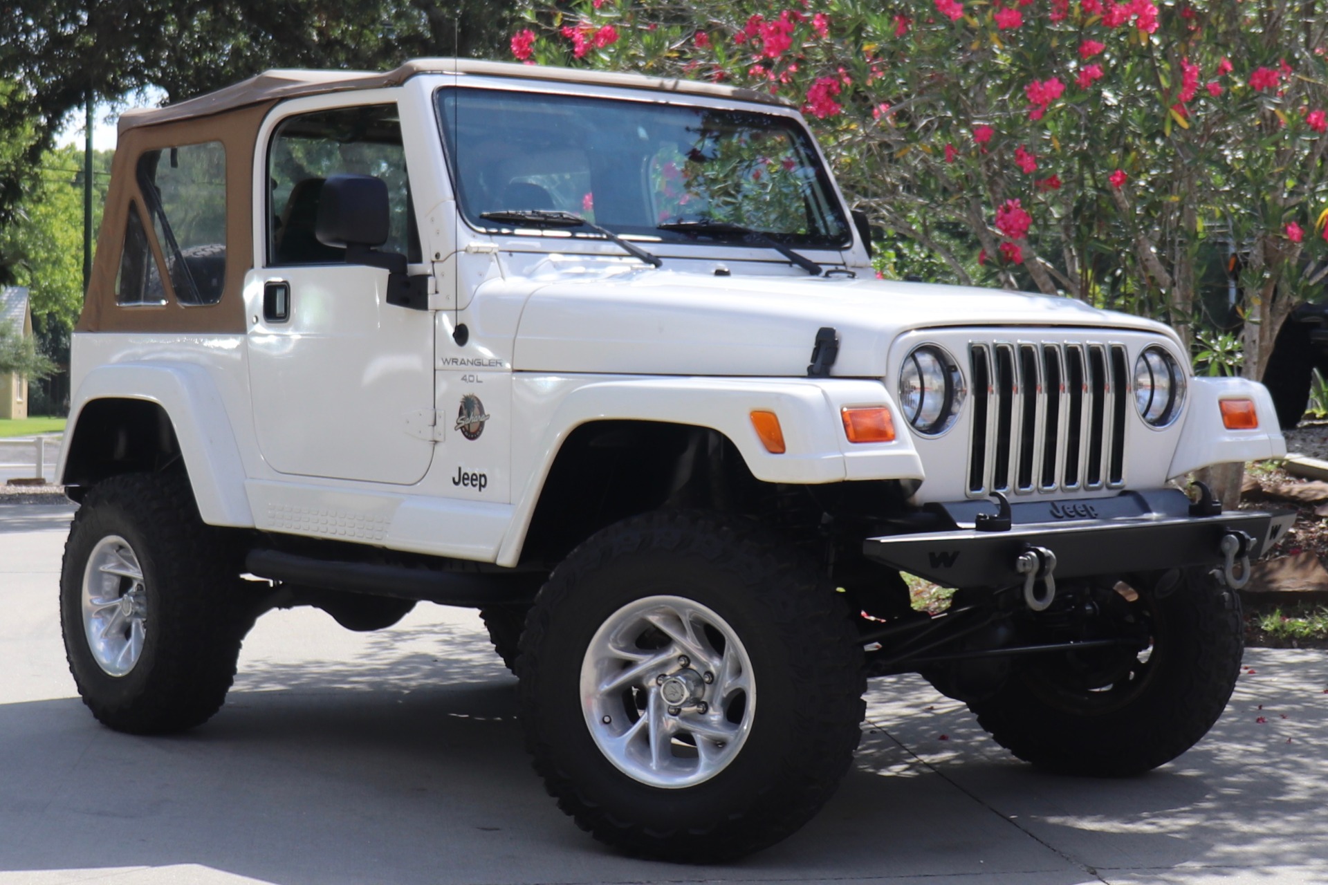 Used-2001-Jeep-Wrangler-Sahara