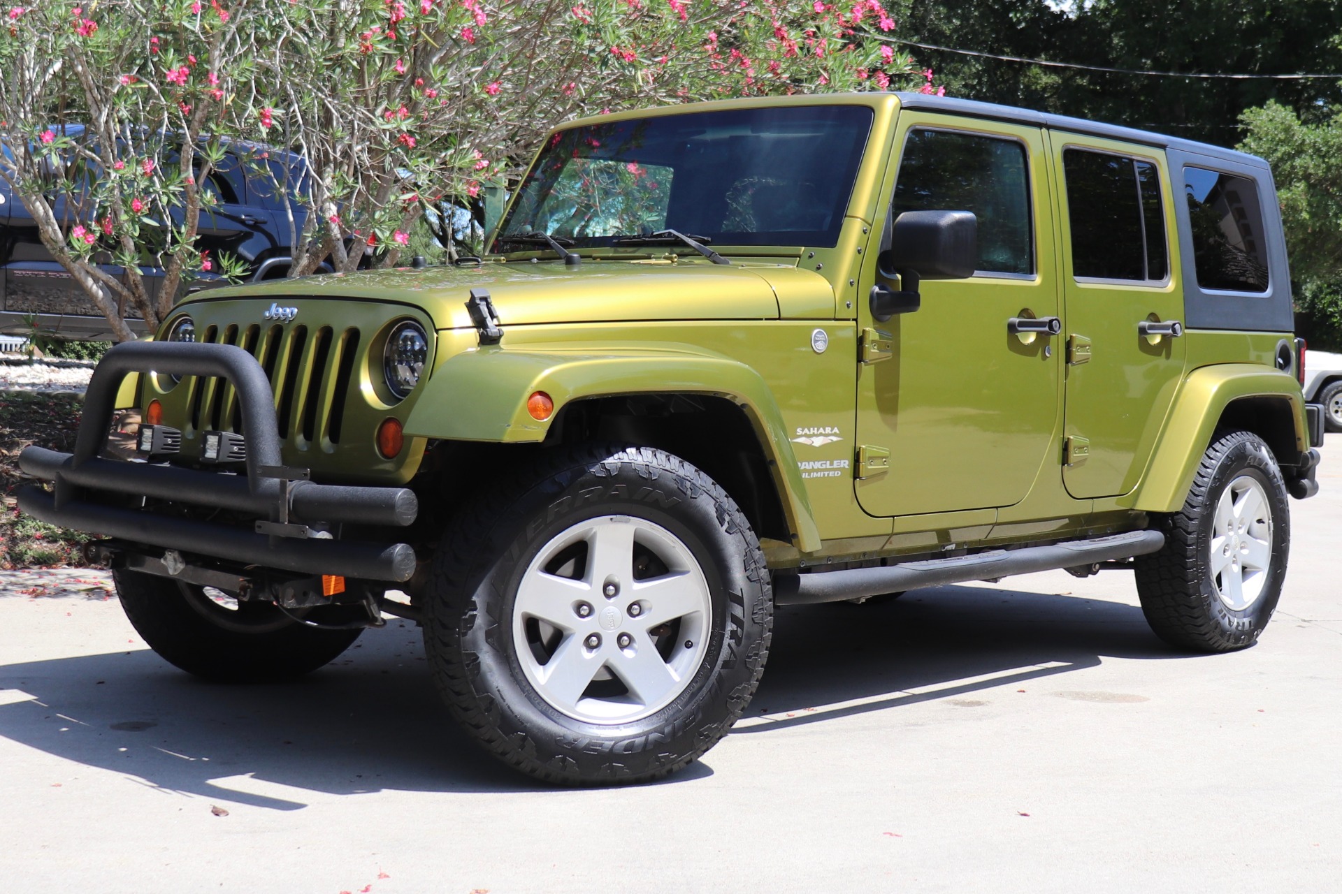 Used-2007-Jeep-Wrangler-Unlimited-Sahara