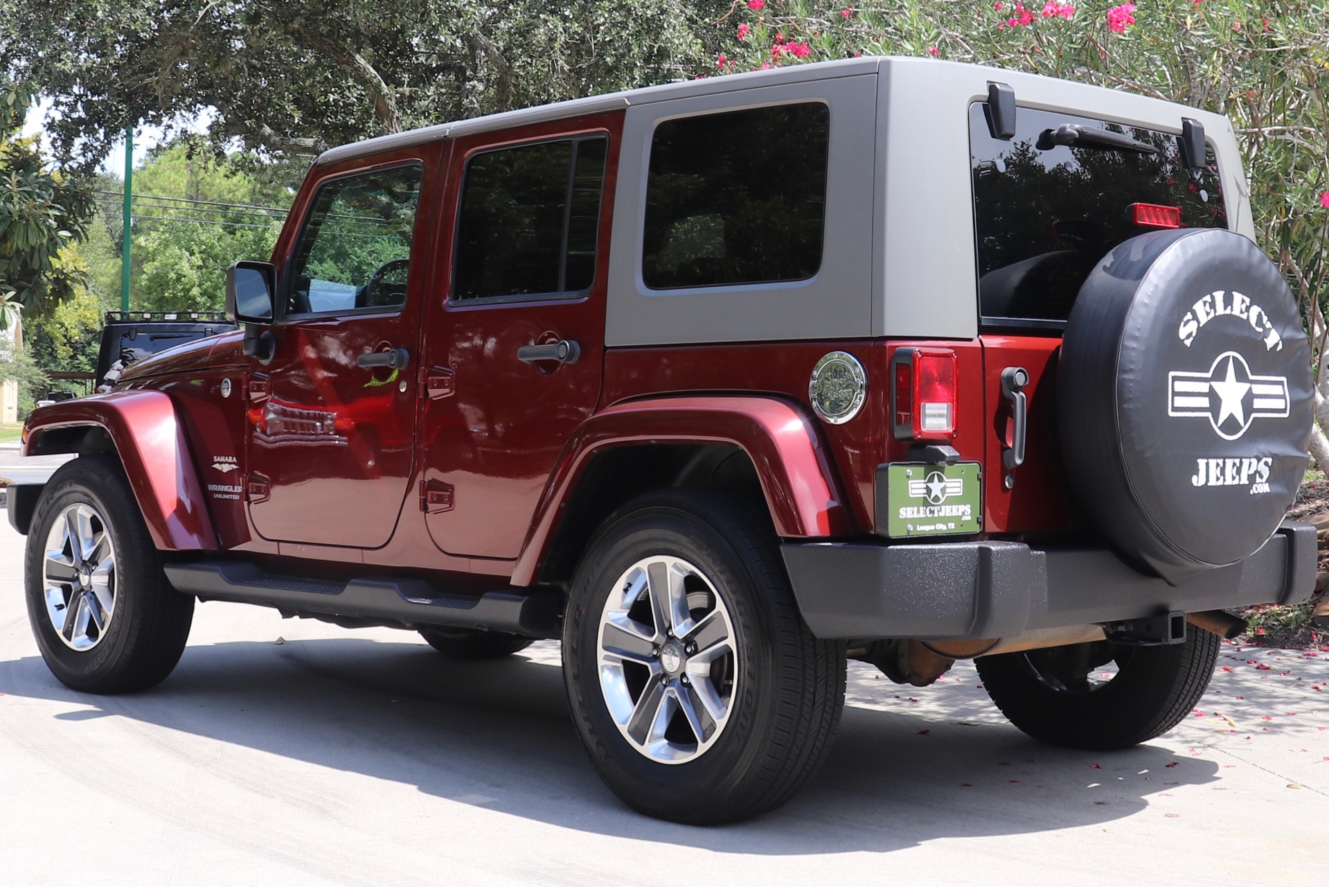 Used-2007-Jeep-Wrangler-Unlimited-Sahara