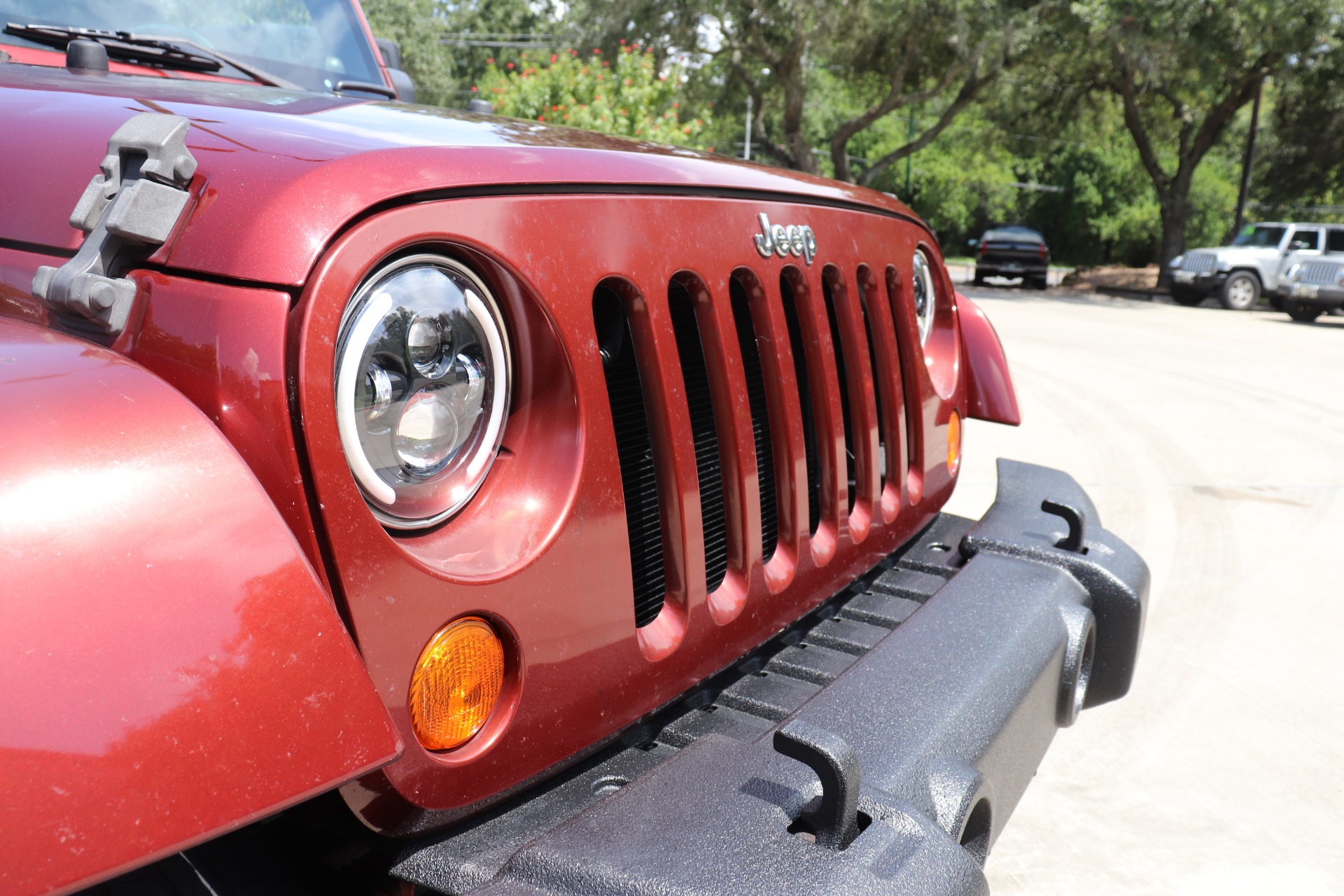 Used-2007-Jeep-Wrangler-Unlimited-Sahara