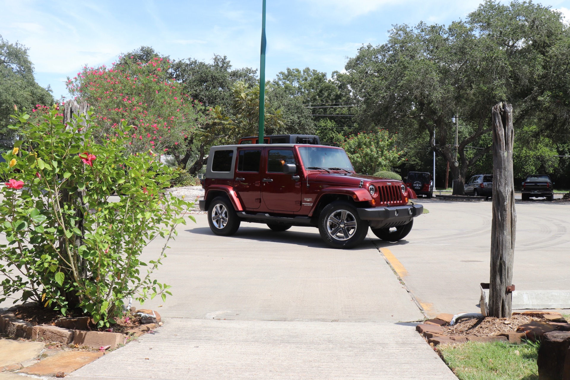 Used-2007-Jeep-Wrangler-Unlimited-Sahara