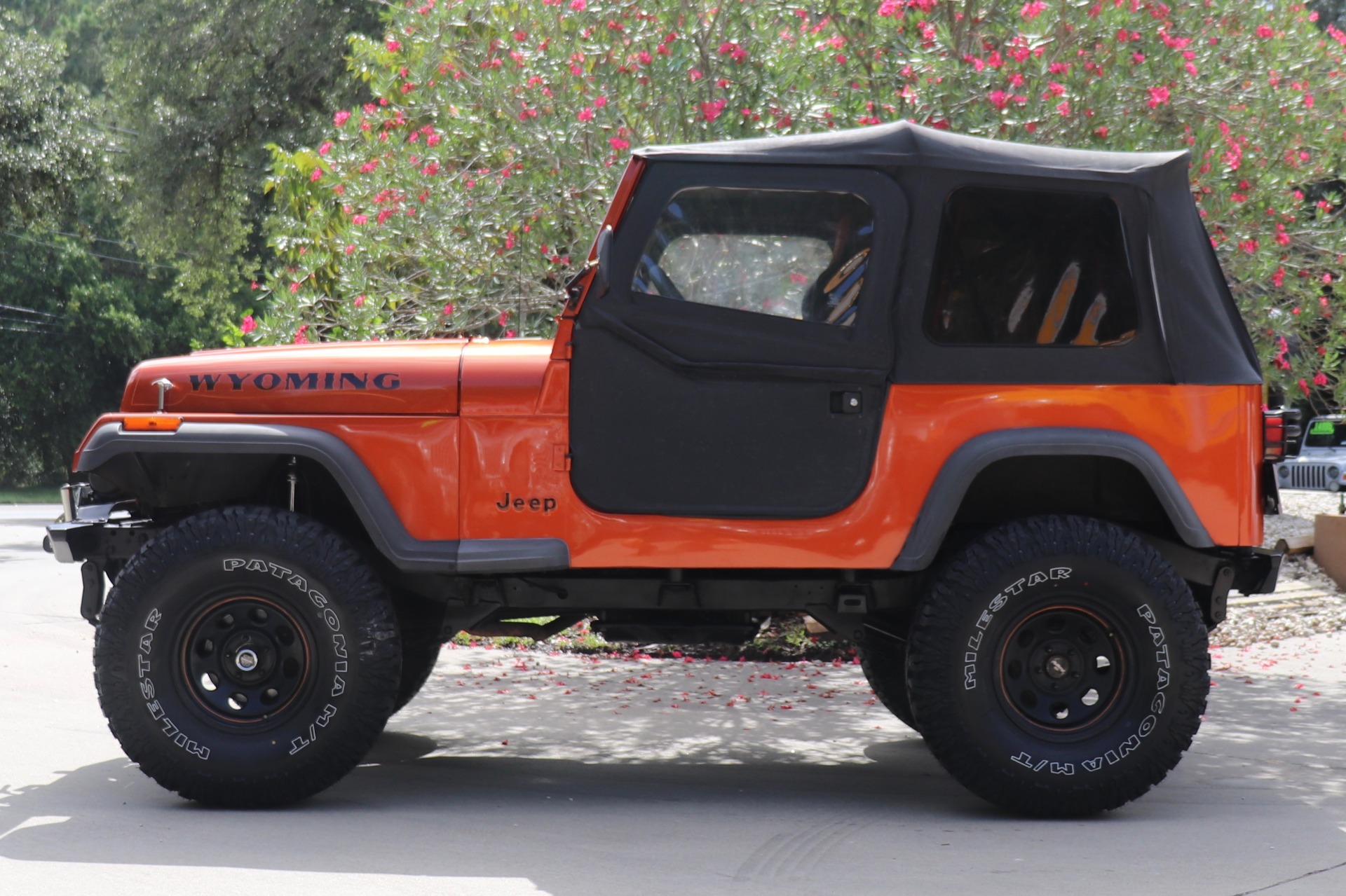 Used-1992-Jeep-Wrangler