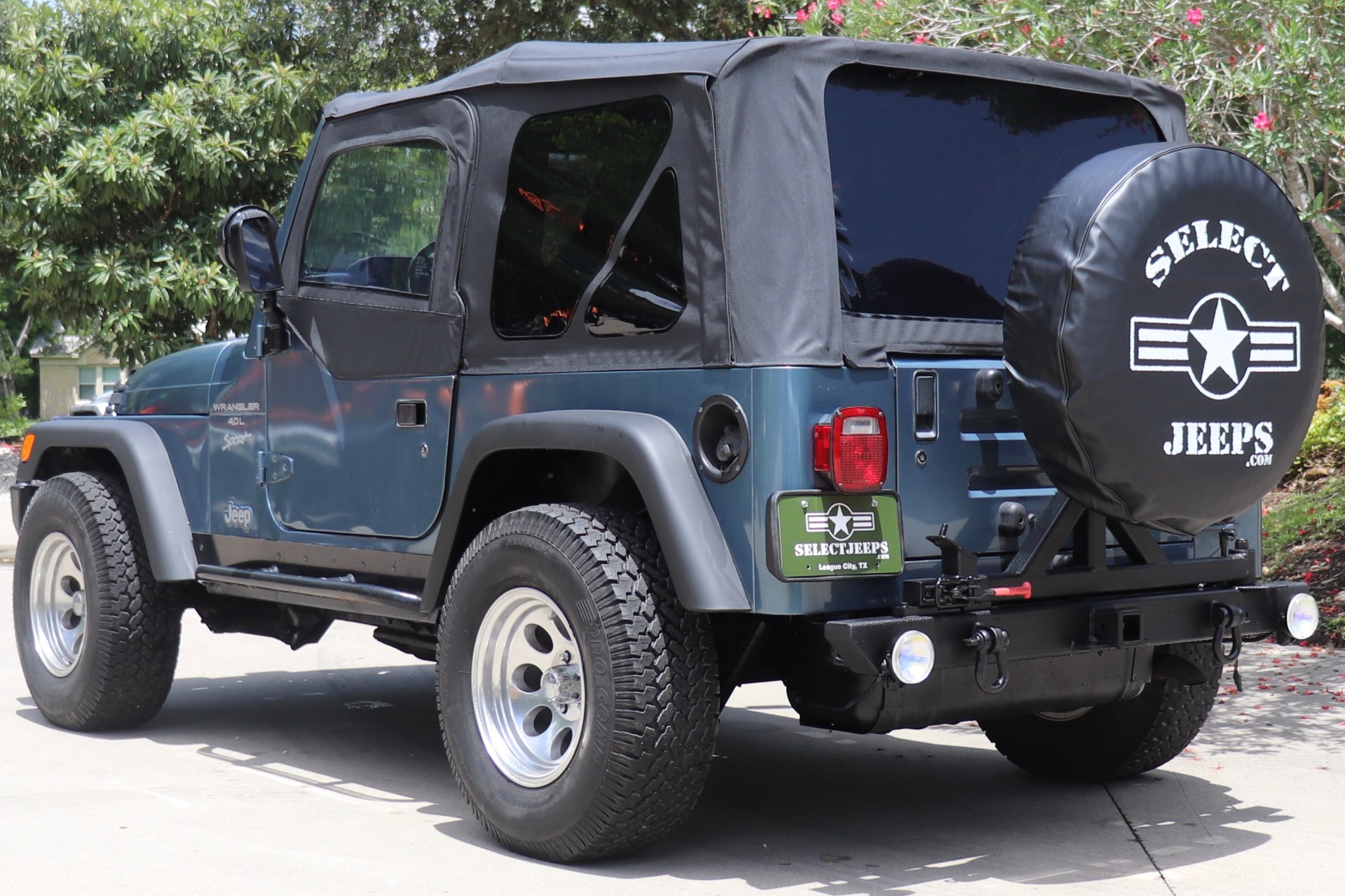 Used-1999-Jeep-Wrangler-Sport