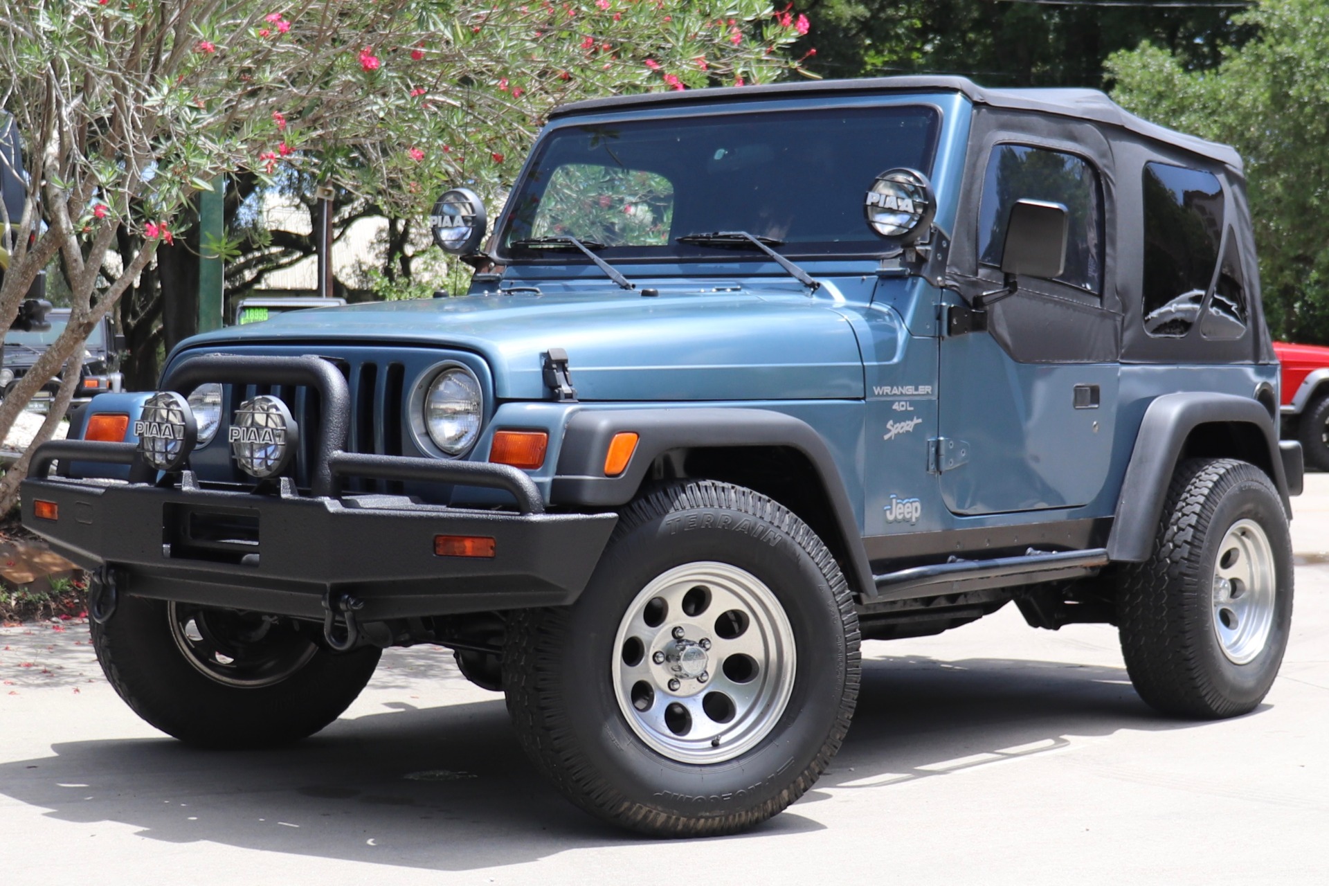 Used-1999-Jeep-Wrangler-Sport