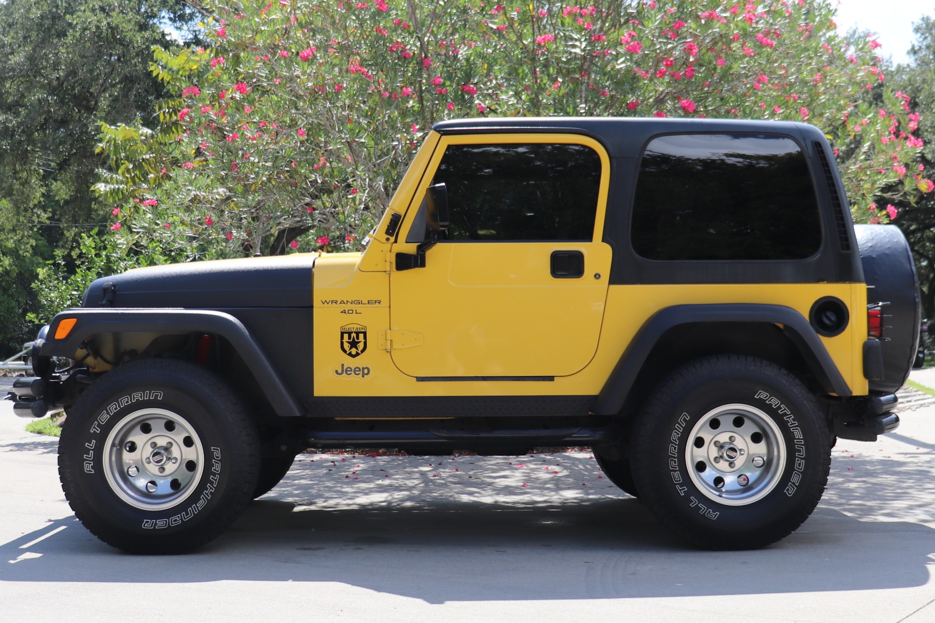 Used-2000-Jeep-Wrangler-Sport