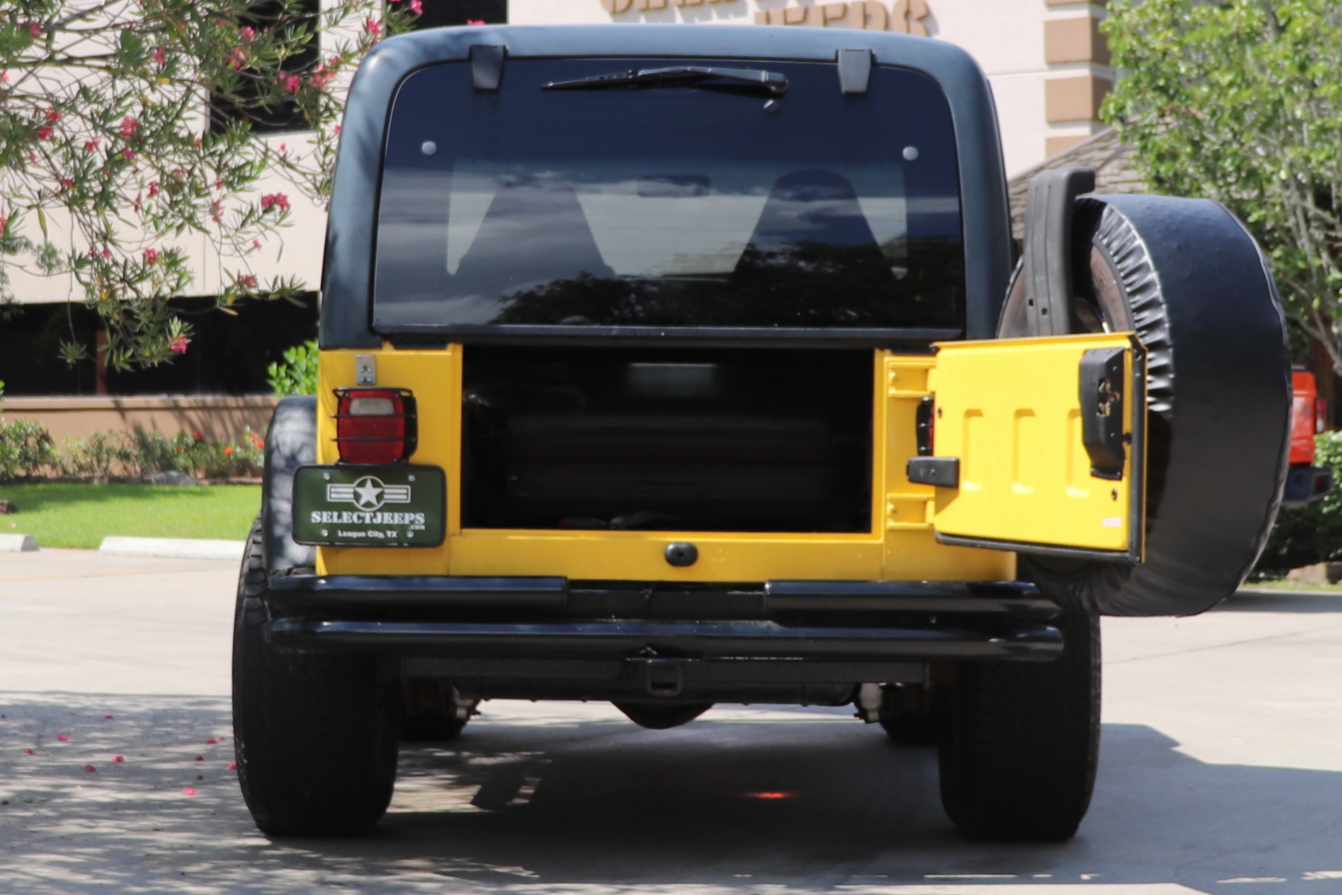 Used-2000-Jeep-Wrangler-Sport