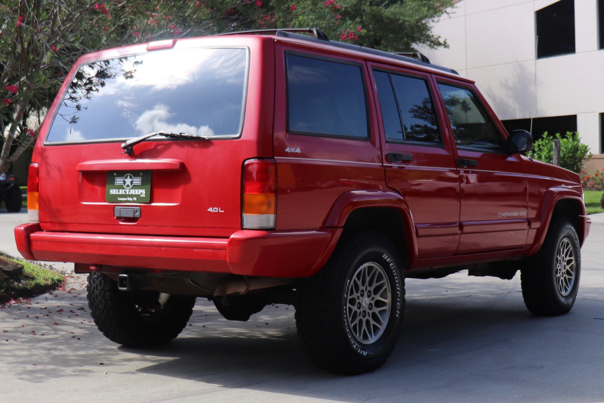 Used-1997-Jeep-Cherokee-Country