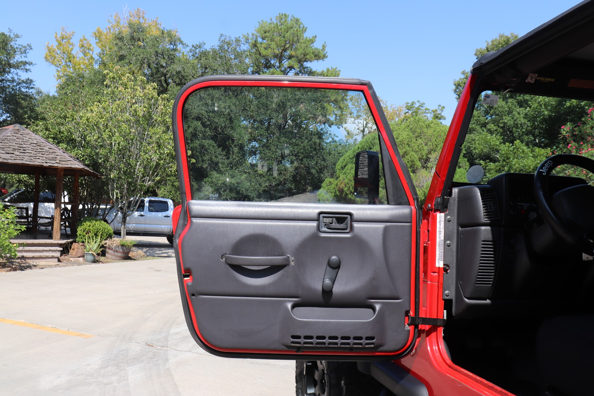 Used-1999-Jeep-Wrangler-Sport