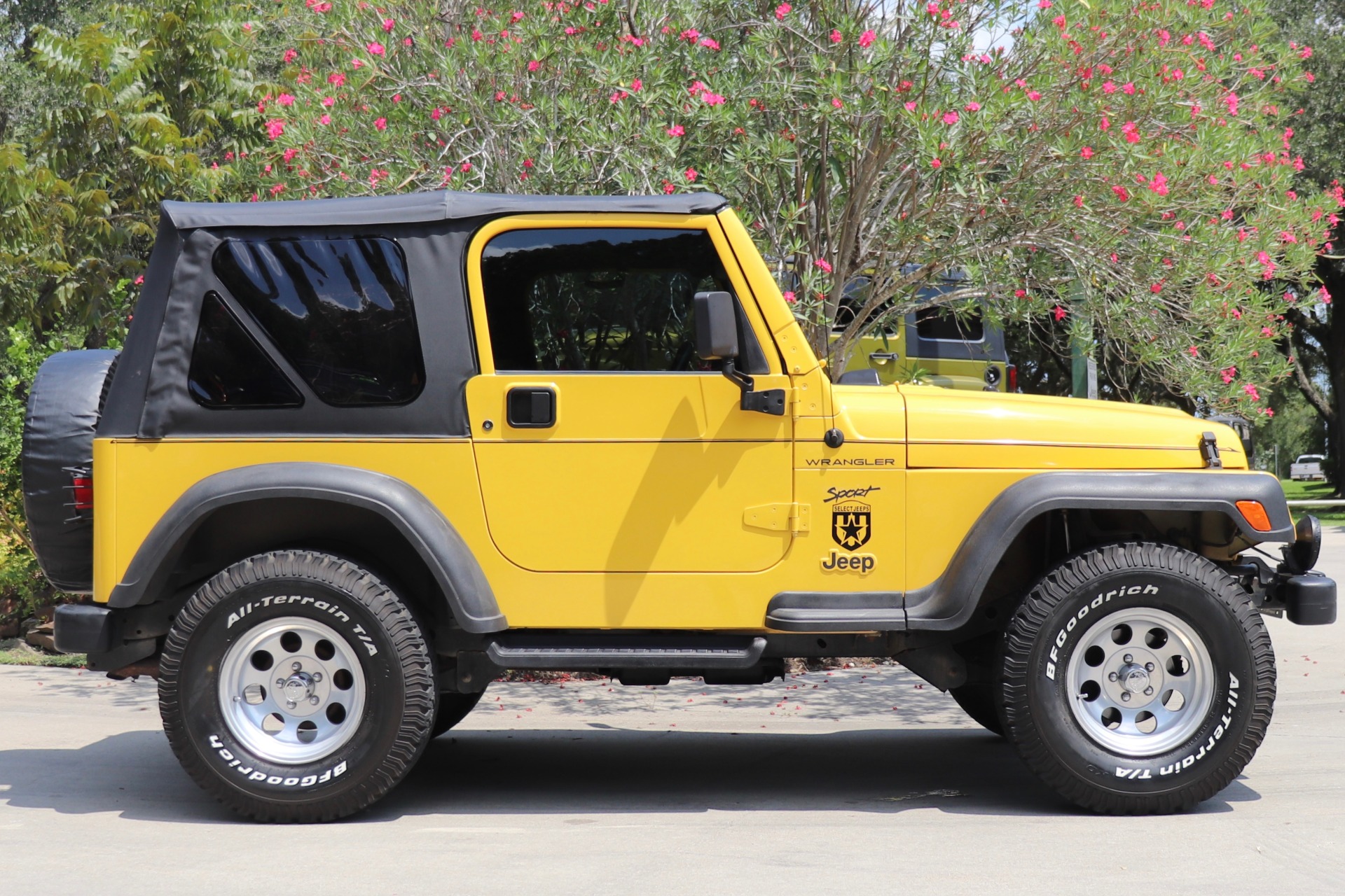 Used-2002-Jeep-Wrangler-Sport