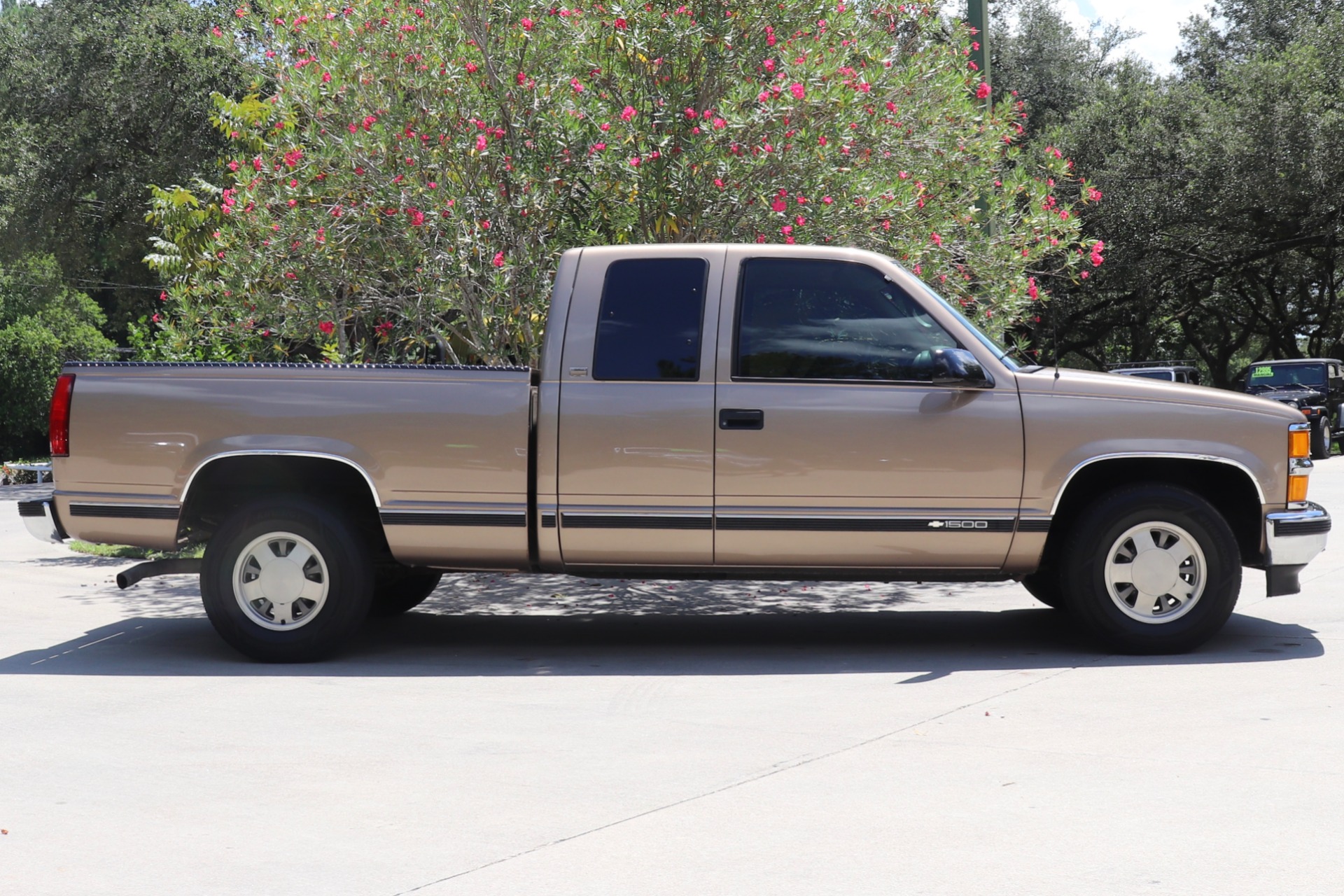 Used-1997-Chevrolet-C/K-1500-Series-C1500-Silverado