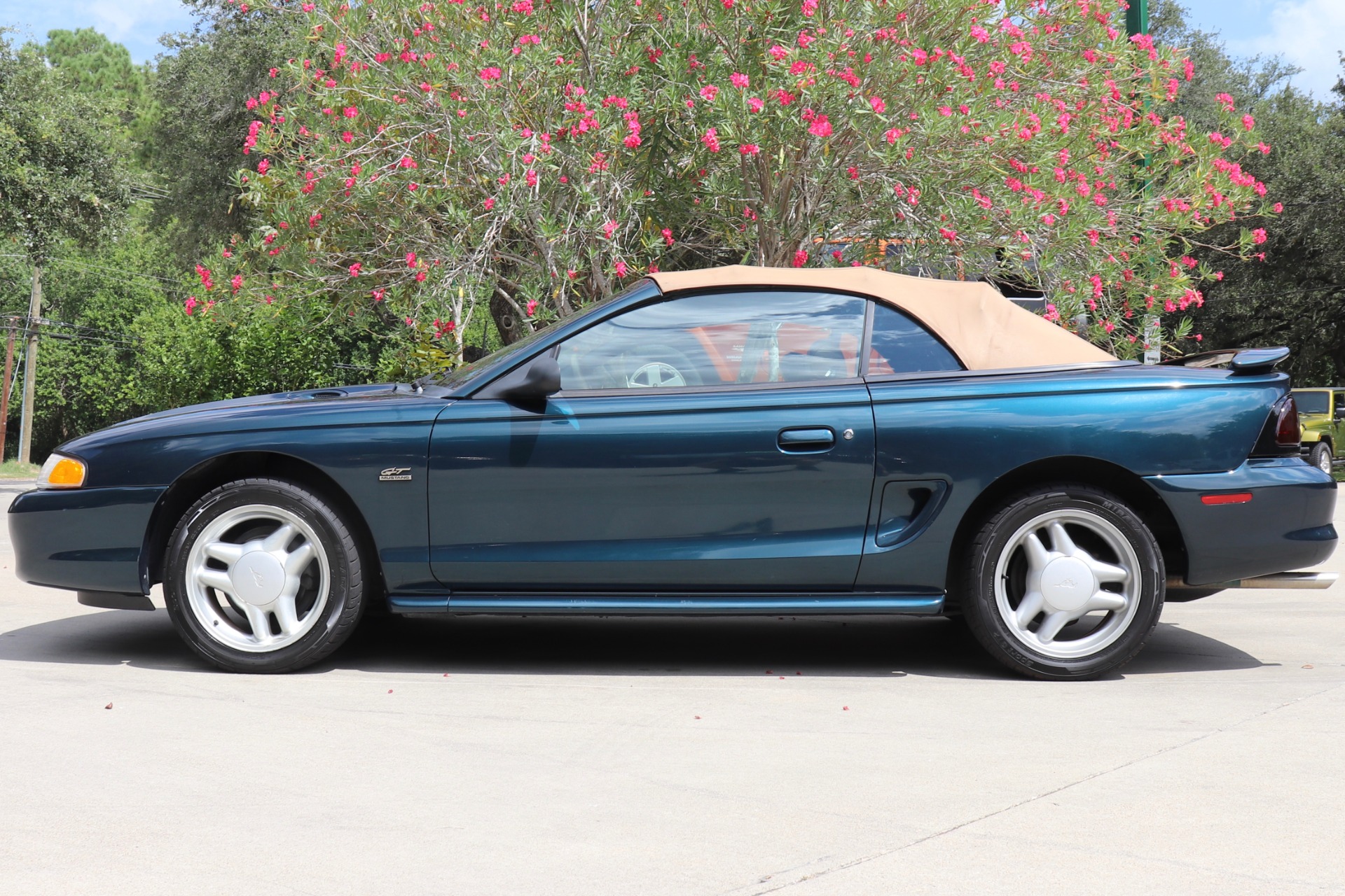 Used-1994-Ford-Mustang-GT