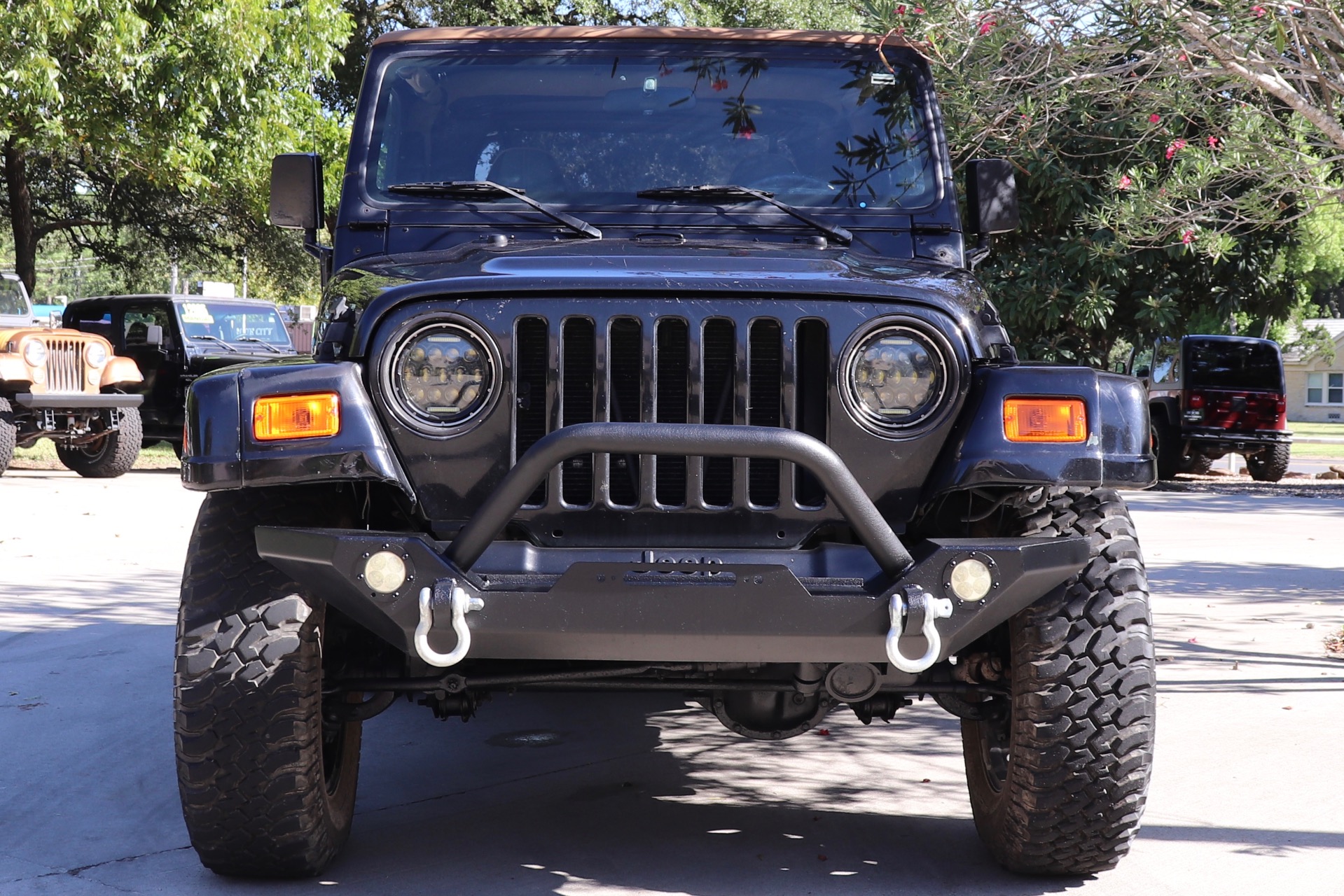 Used-1997-Jeep-Wrangler-Sahara