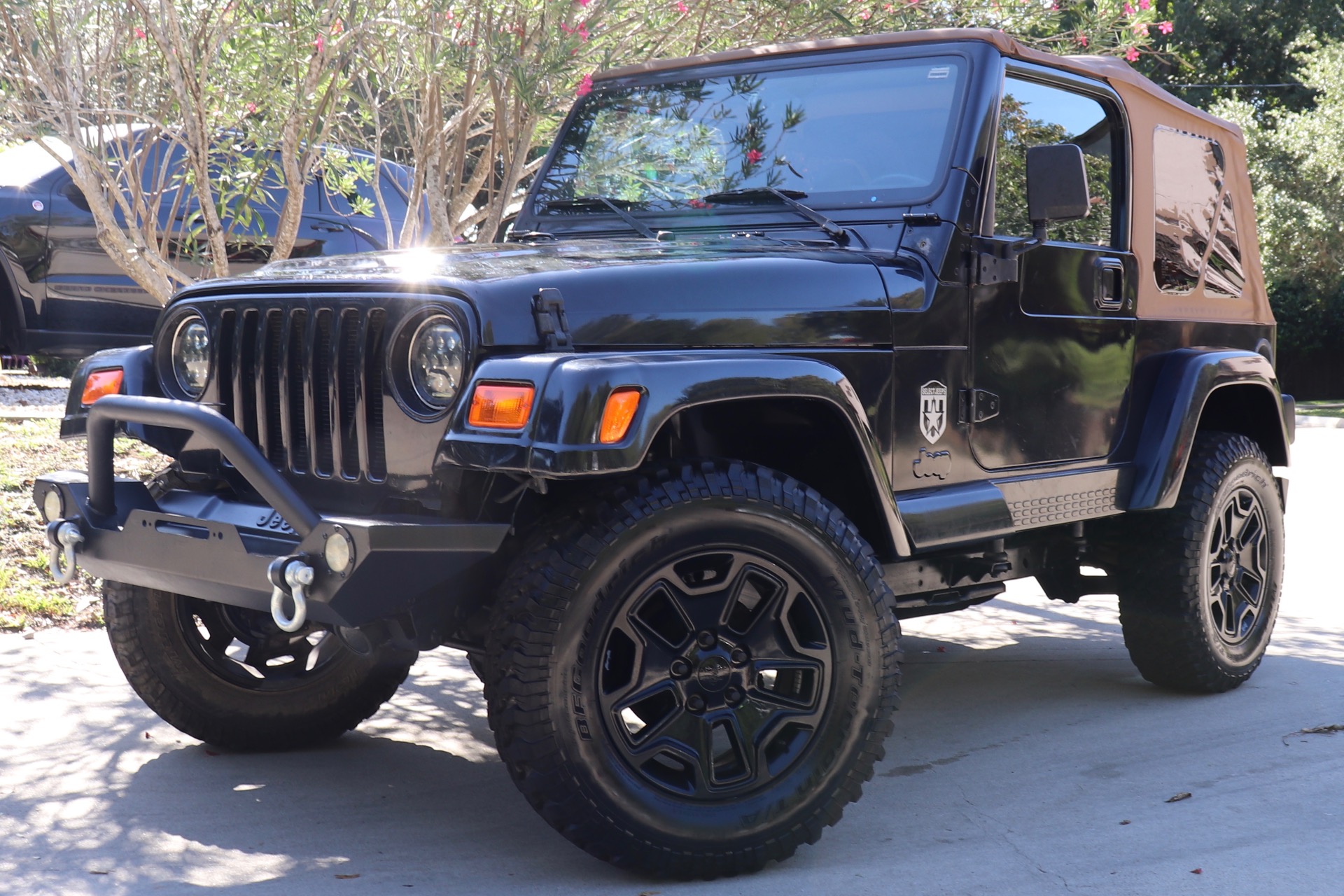 Used-1997-Jeep-Wrangler-Sahara