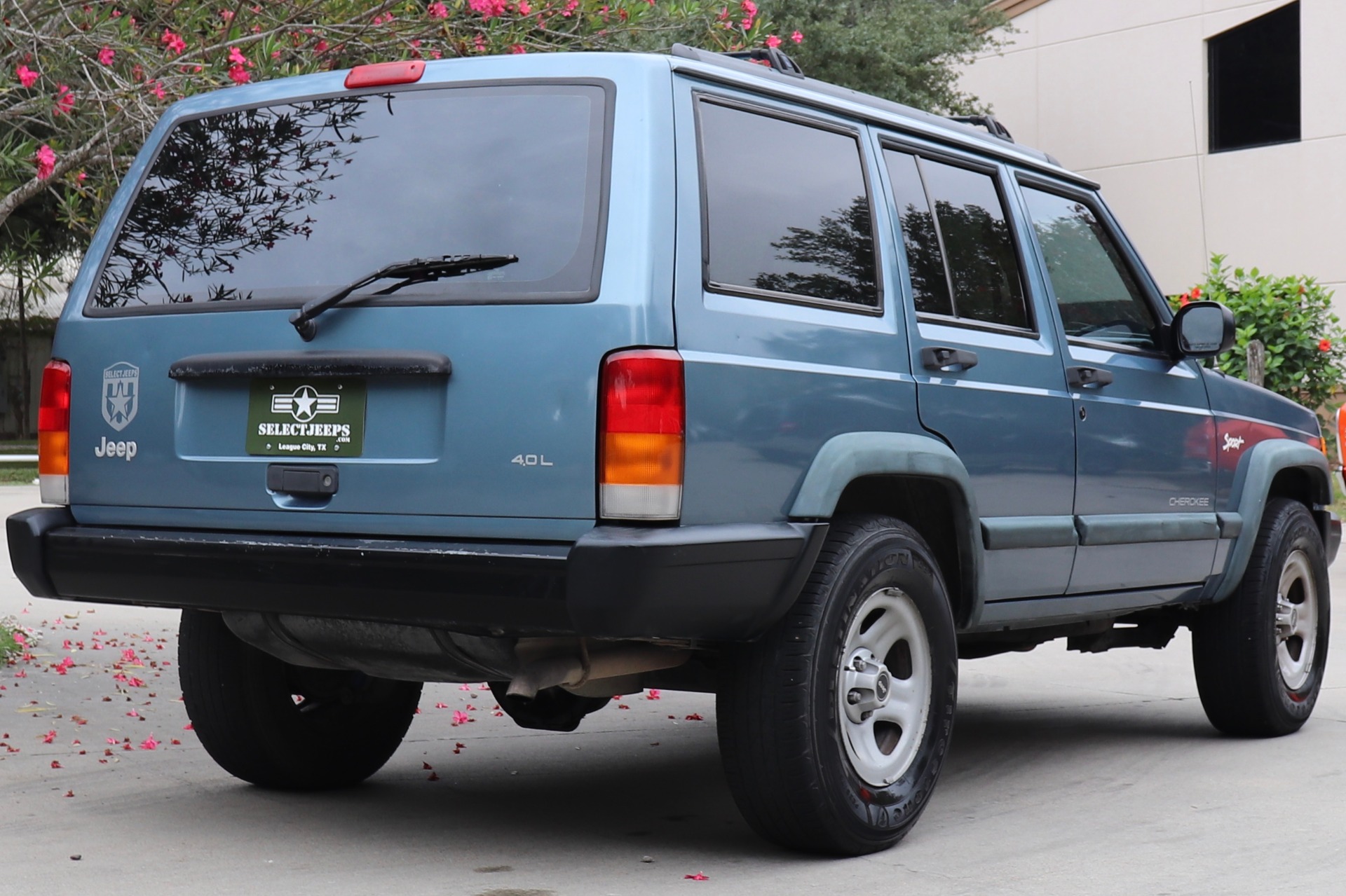 Used-1997-Jeep-Cherokee-Sport