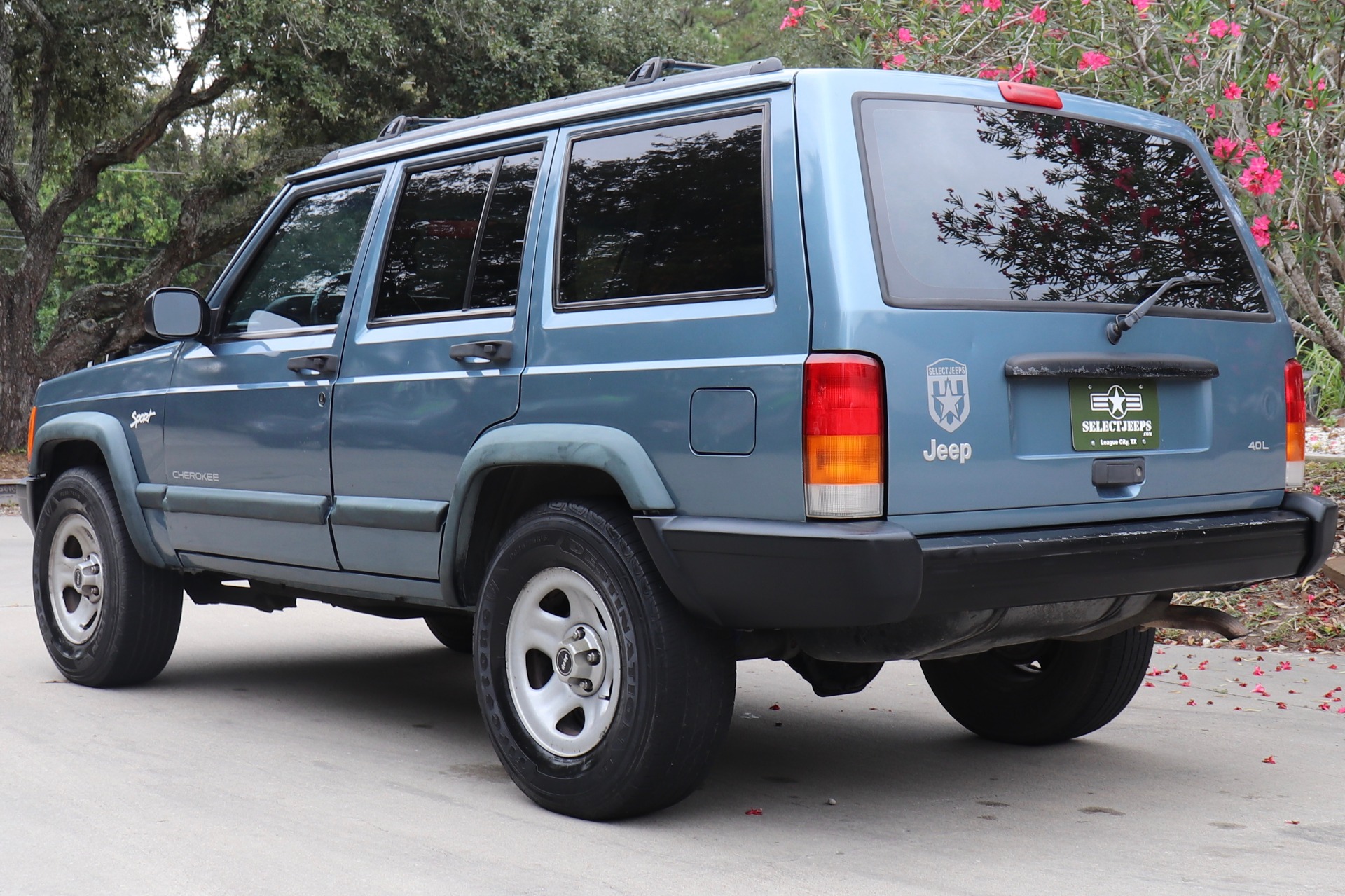 Used-1997-Jeep-Cherokee-Sport