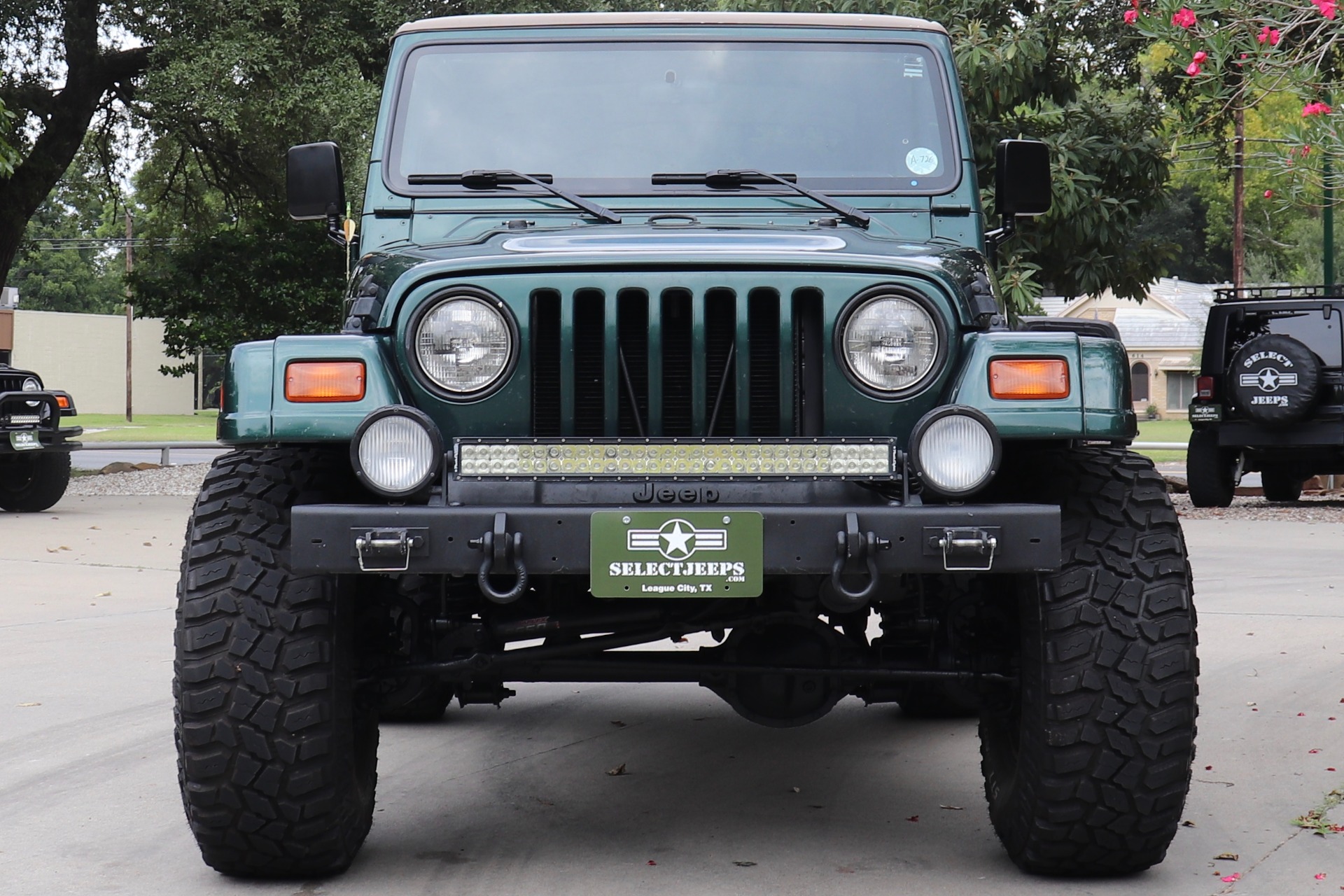 Used-1999-Jeep-Wrangler-Sahara