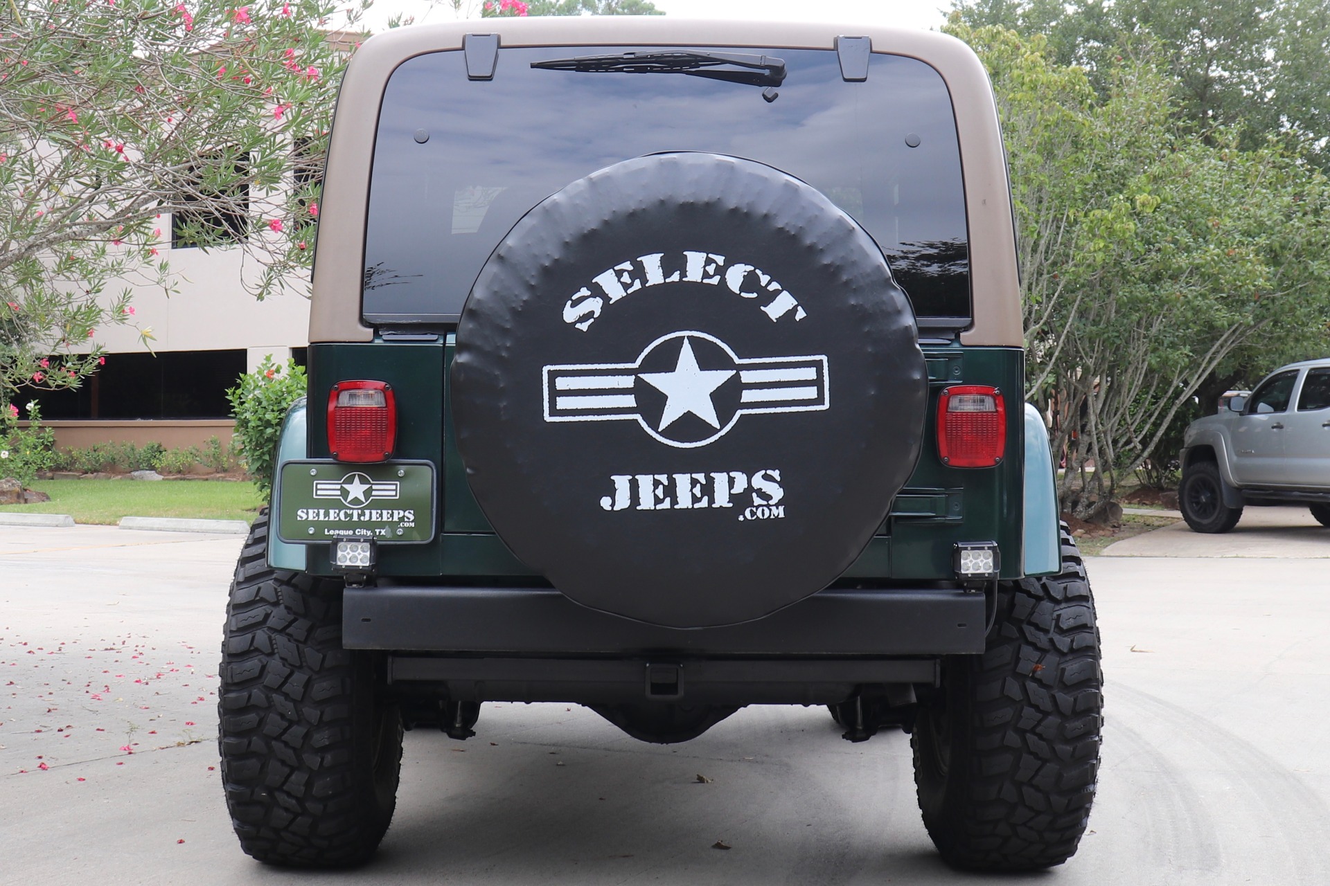 Used-1999-Jeep-Wrangler-Sahara