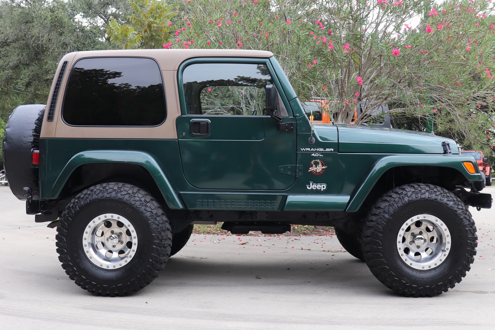 Used-1999-Jeep-Wrangler-Sahara