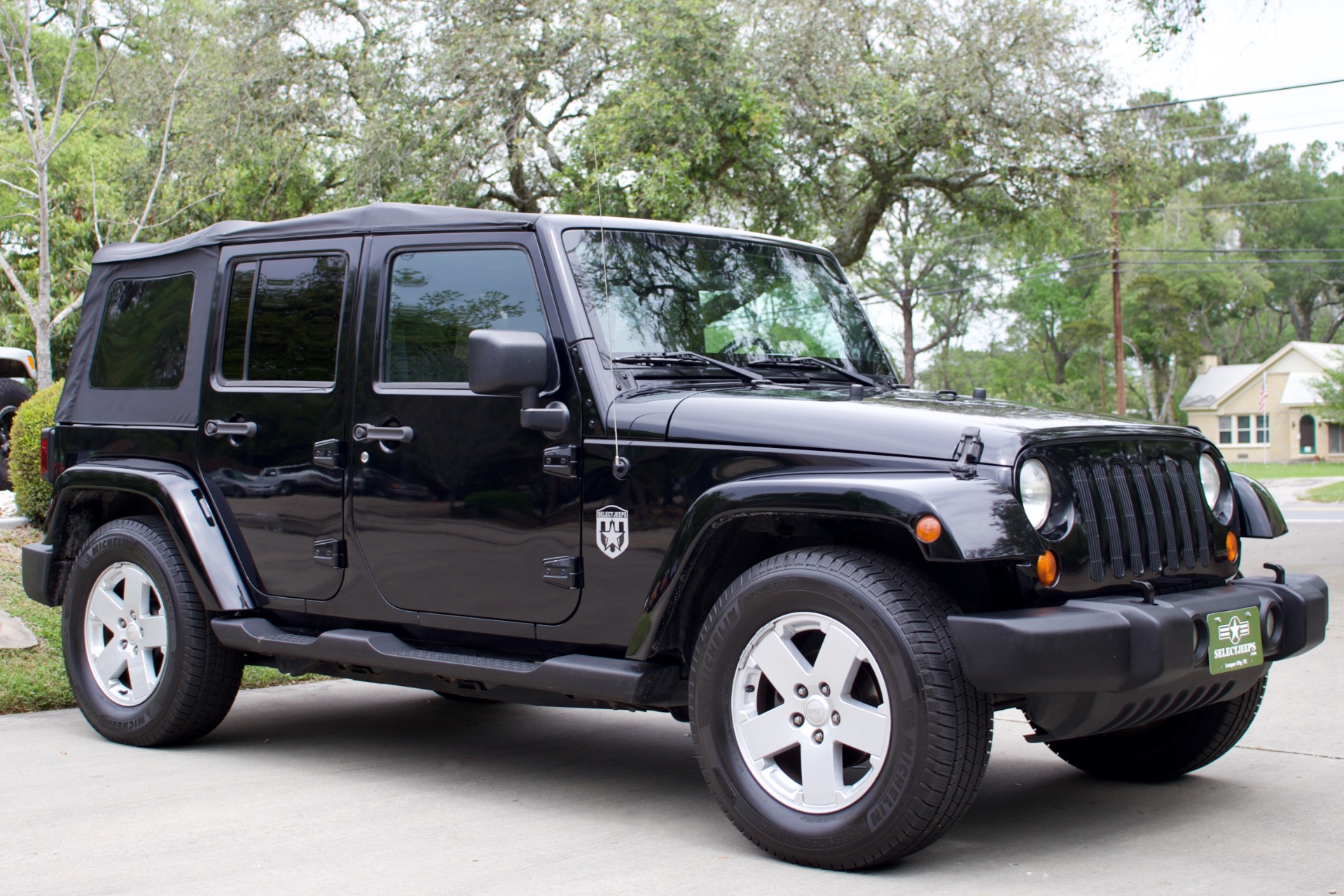 Used-2007-Jeep-Wrangler-Unlimited-RWD-Sahara