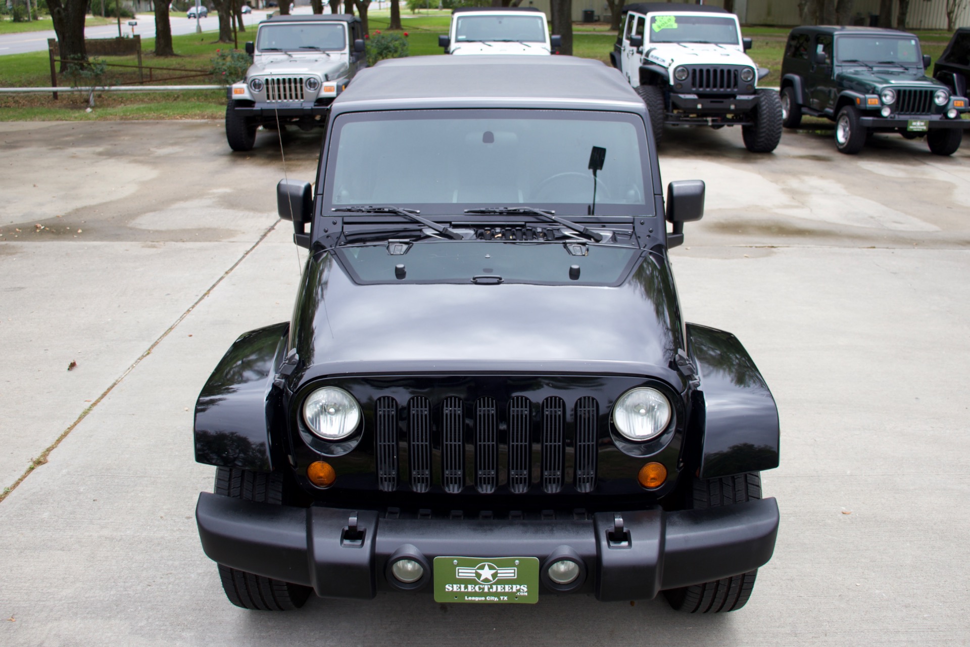 Used-2007-Jeep-Wrangler-Unlimited-RWD-Sahara