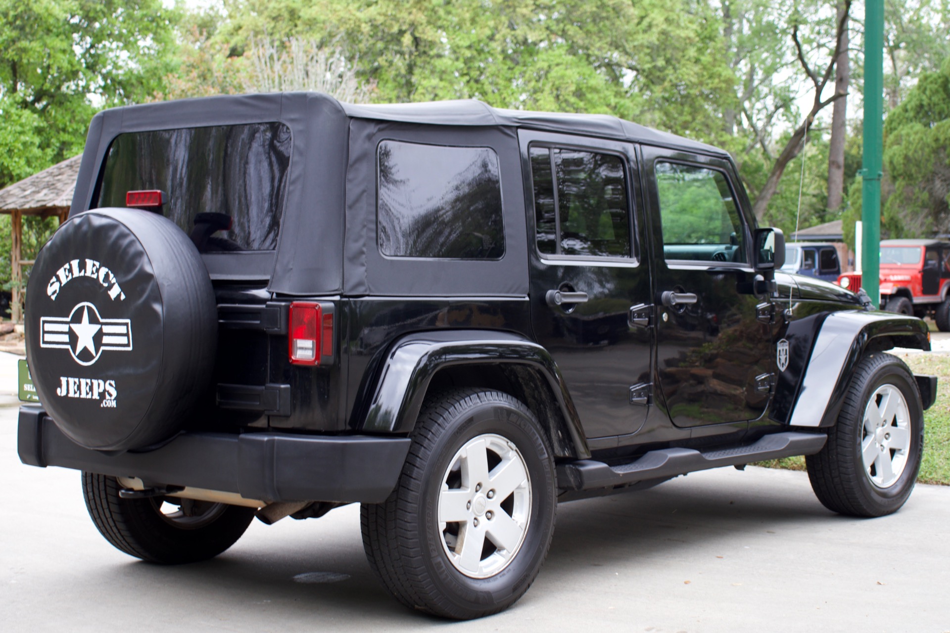 Used-2007-Jeep-Wrangler-Unlimited-RWD-Sahara