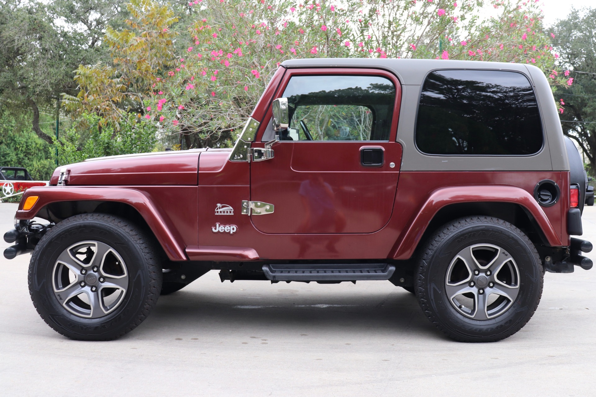 Used-2003-Jeep-Wrangler-Sahara