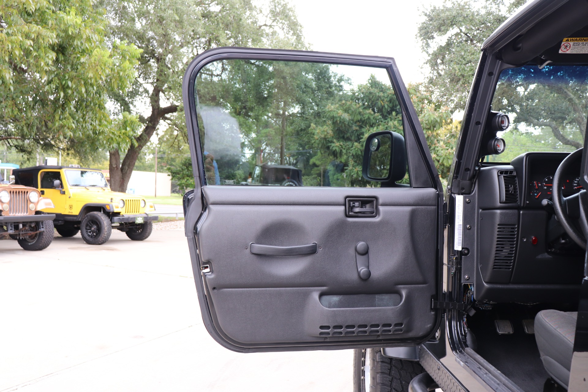 Used-2004-Jeep-Wrangler-Rubicon