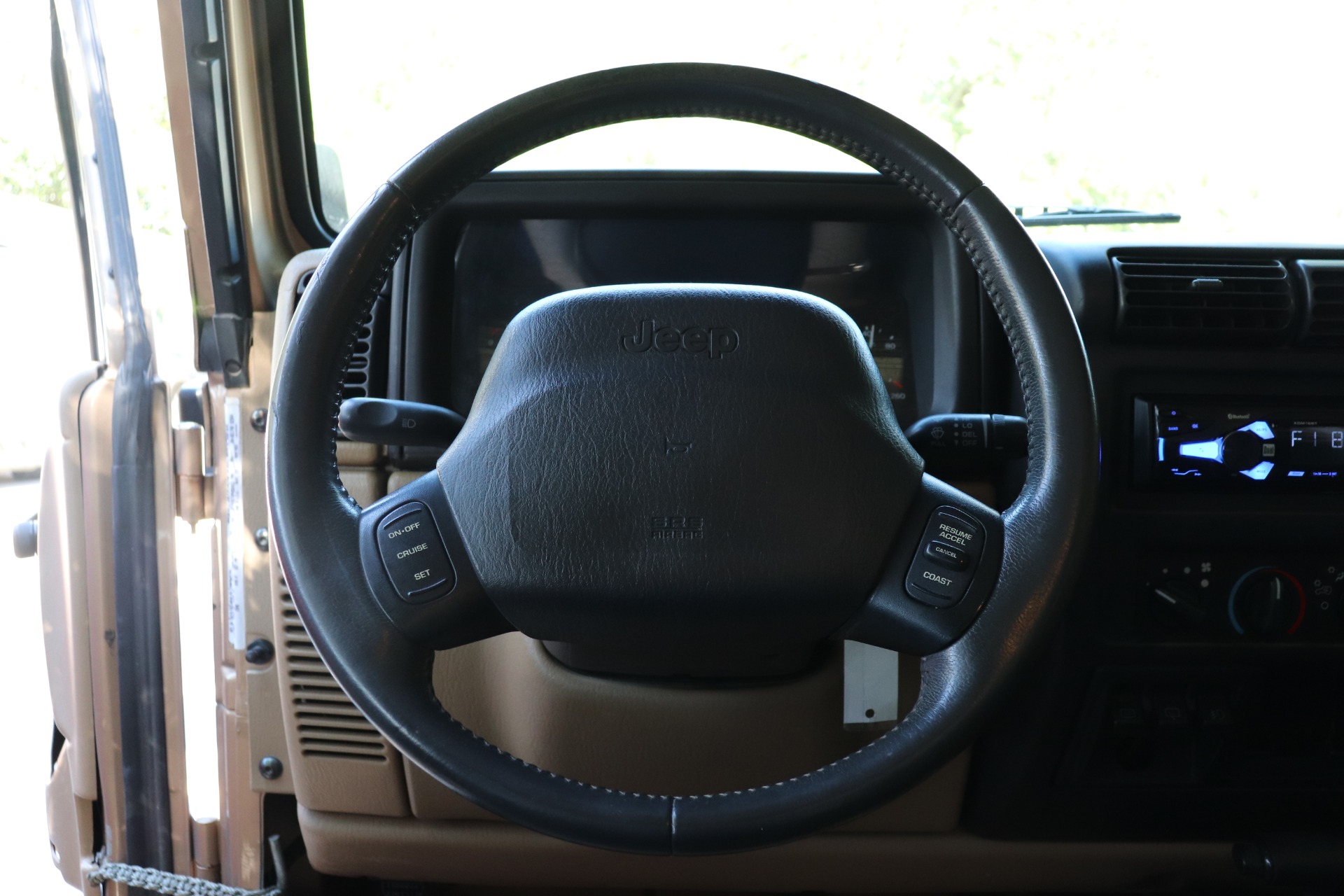 Used-1999-Jeep-Wrangler-Sahara