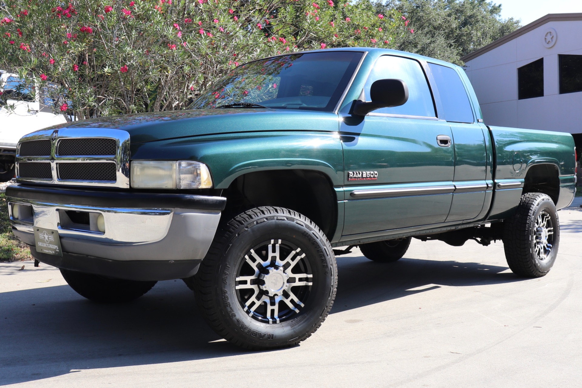 Used-1999-Dodge-Ram-Pickup-2500-Laramie-SLT