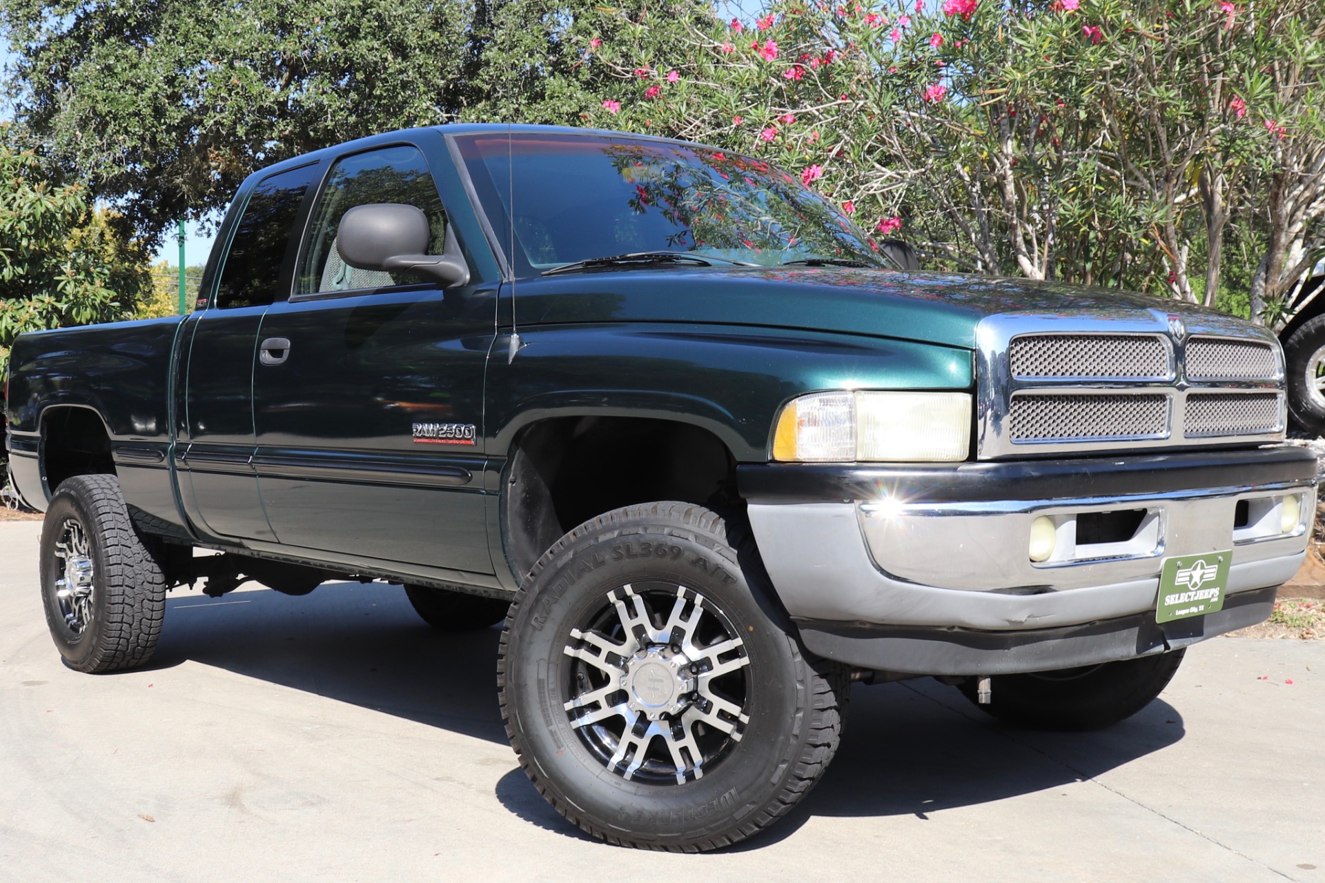 Used-1999-Dodge-Ram-Pickup-2500-Laramie-SLT