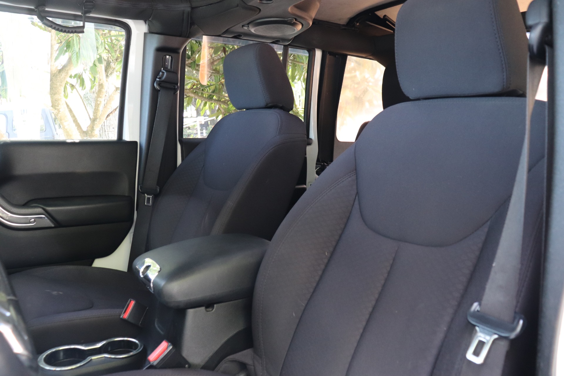 Used-2013-Jeep-Wrangler-Unlimited-Sport