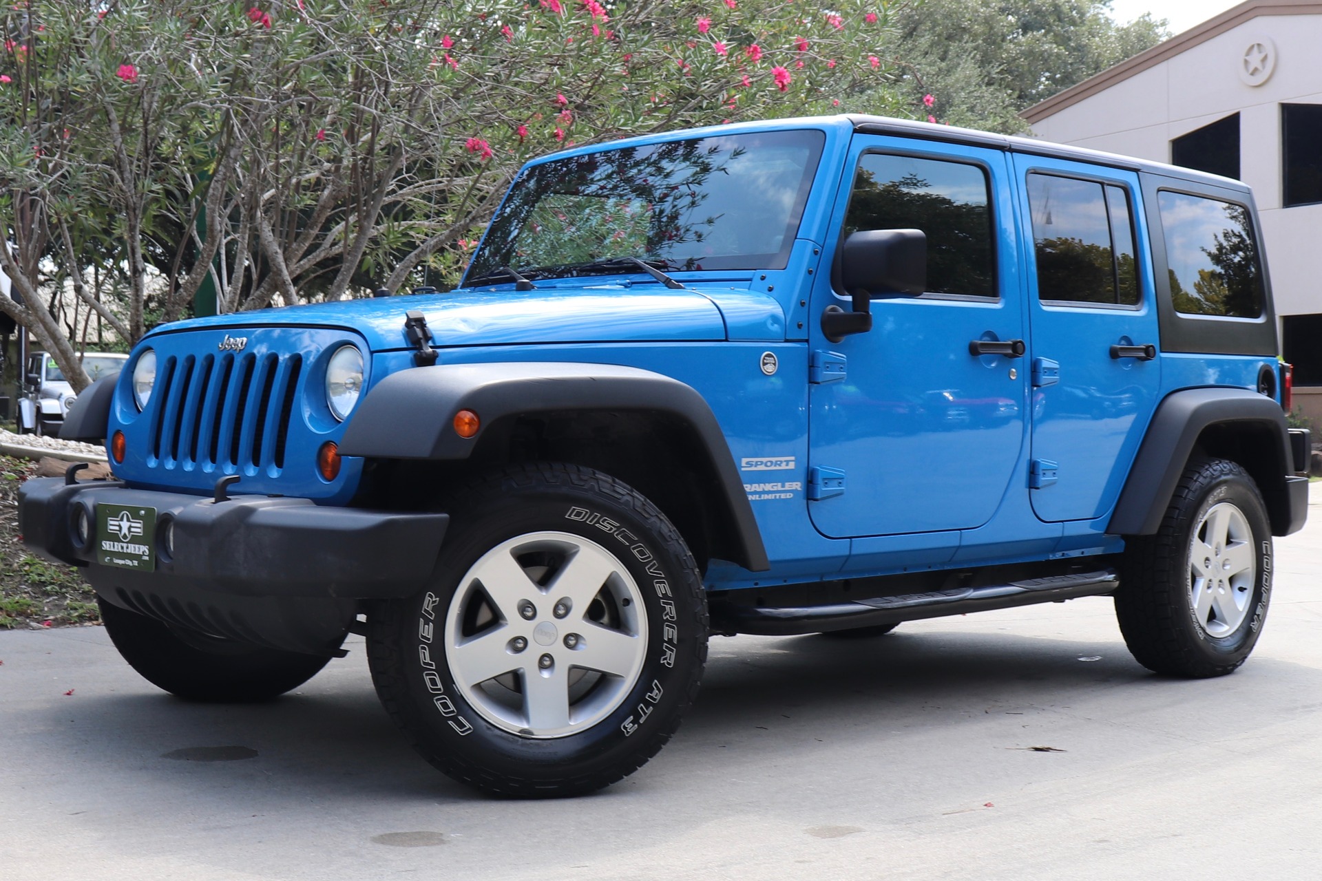 Used-2012-Jeep-Wrangler-Unlimited-Sport