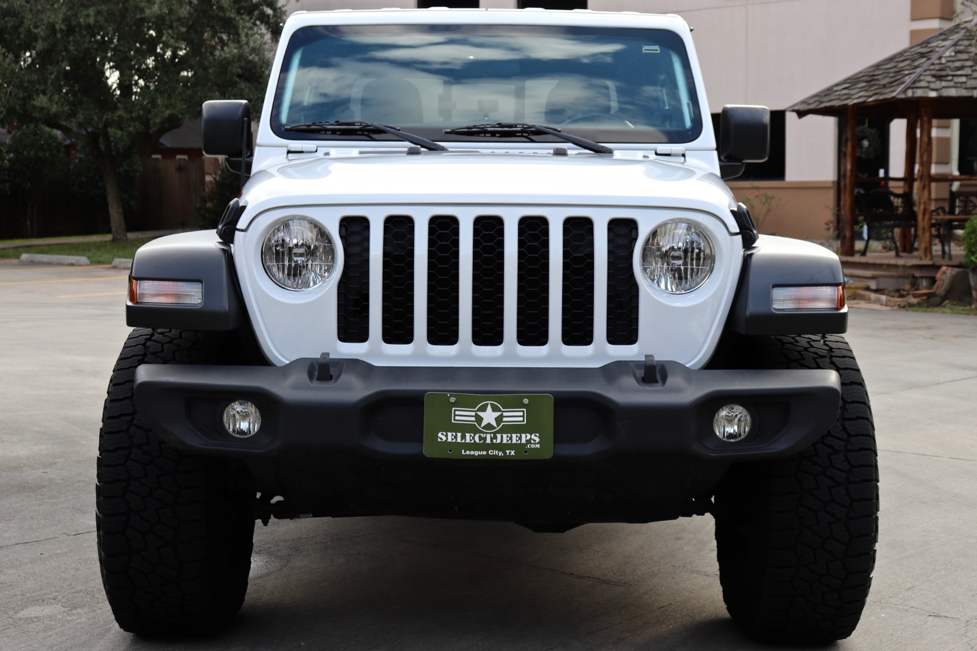 Used-2020-Jeep-Gladiator-Sport