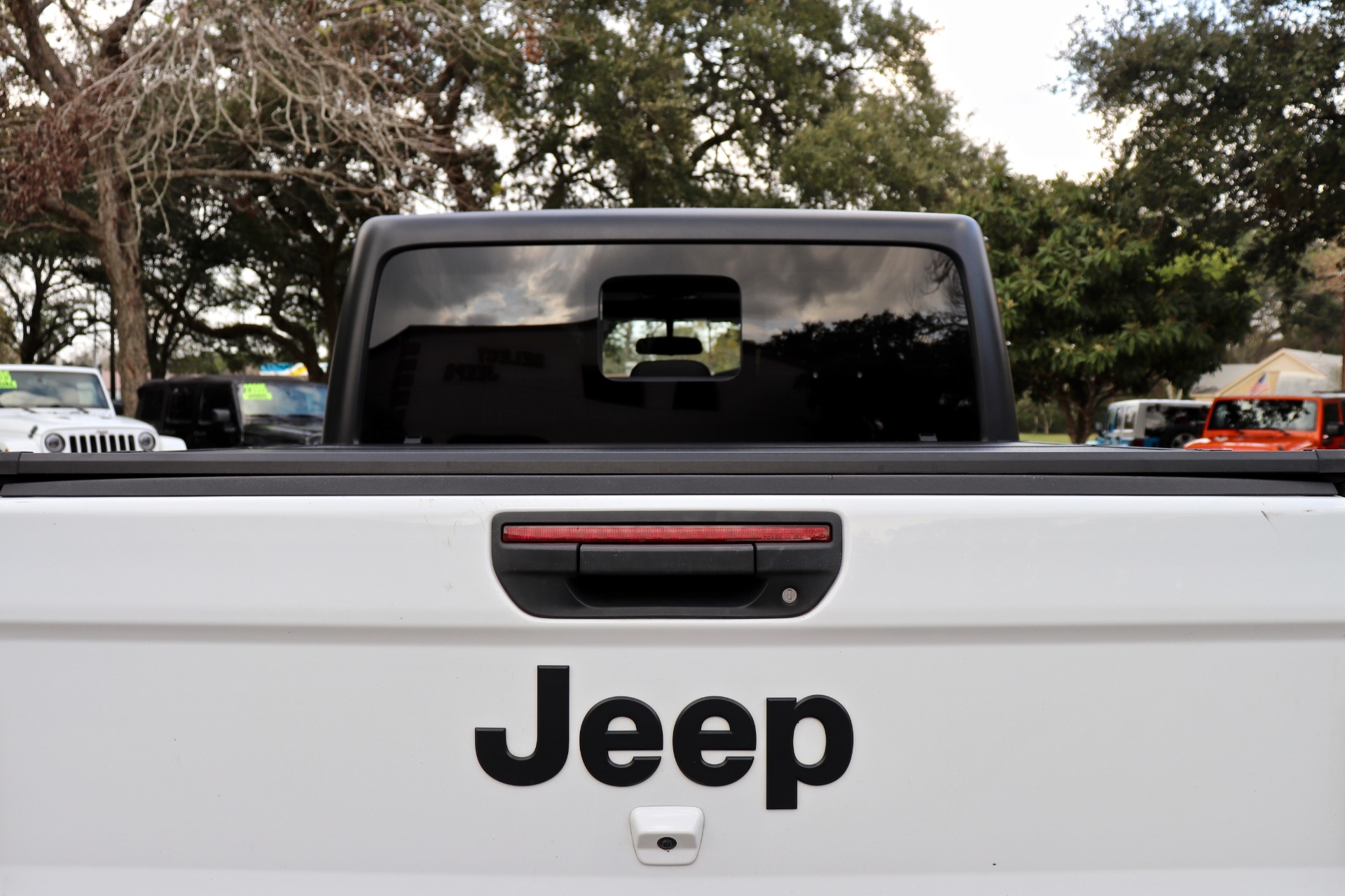 Used-2020-Jeep-Gladiator-Sport