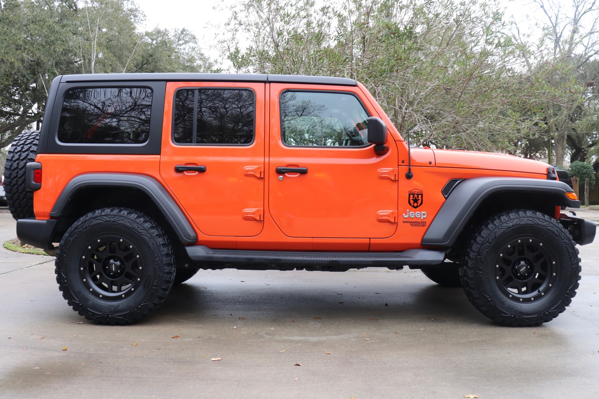 Used-2018-Jeep-Wrangler-Unlimited-Sport