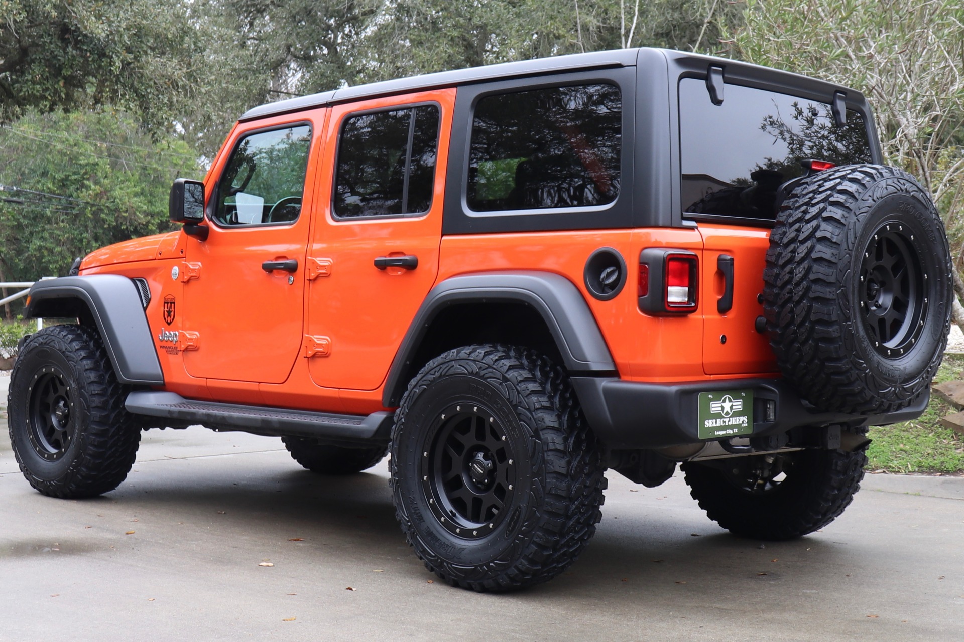 Used-2018-Jeep-Wrangler-Unlimited-Sport