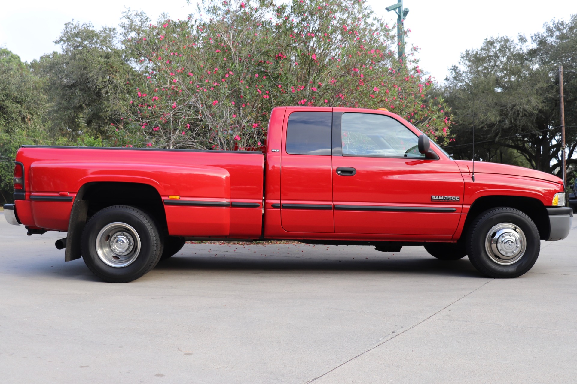 Used-1999-Dodge-Ram-Pickup-3500-ST For Sale | Select Jeeps Inc. Used-1999-Dodge-Ram-Pickup-3500-ST