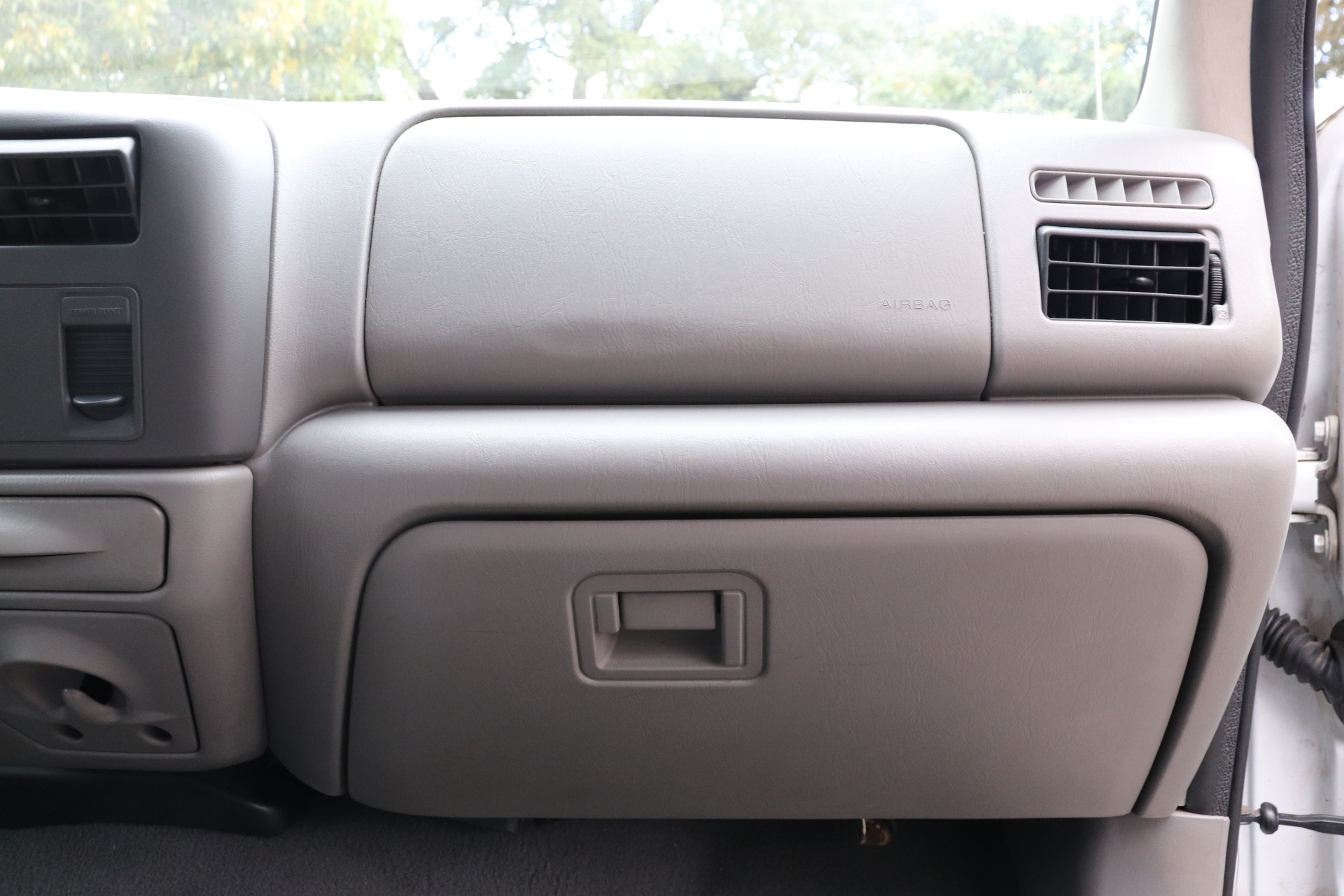Used-2001-Ford-F-250-Super-Duty-F250 For Sale | Select Jeeps Inc. Used-2001-Ford-F-250-Super-Duty-F250