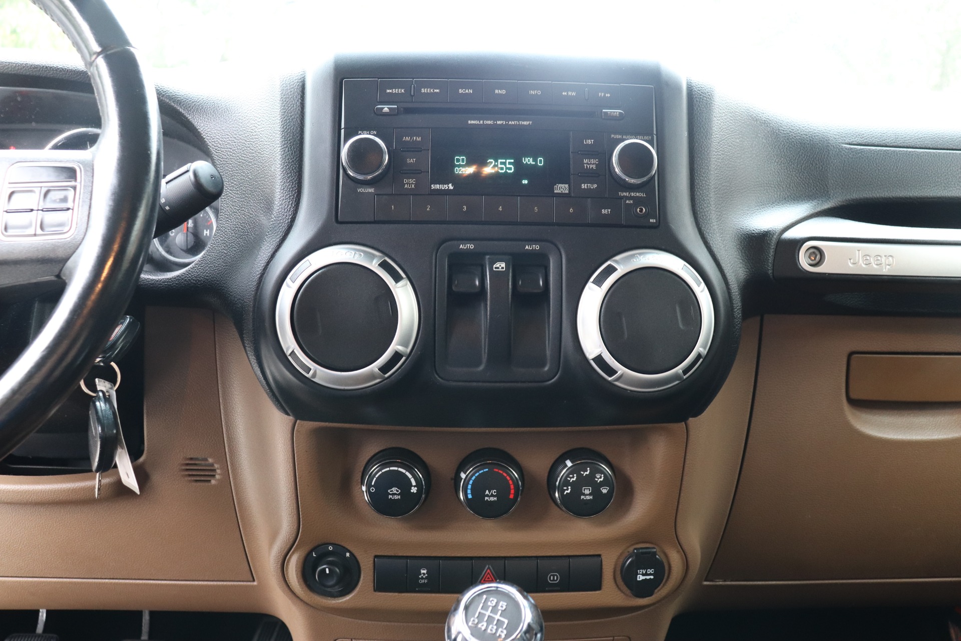 Used-2012-Jeep-Wrangler-Sahara