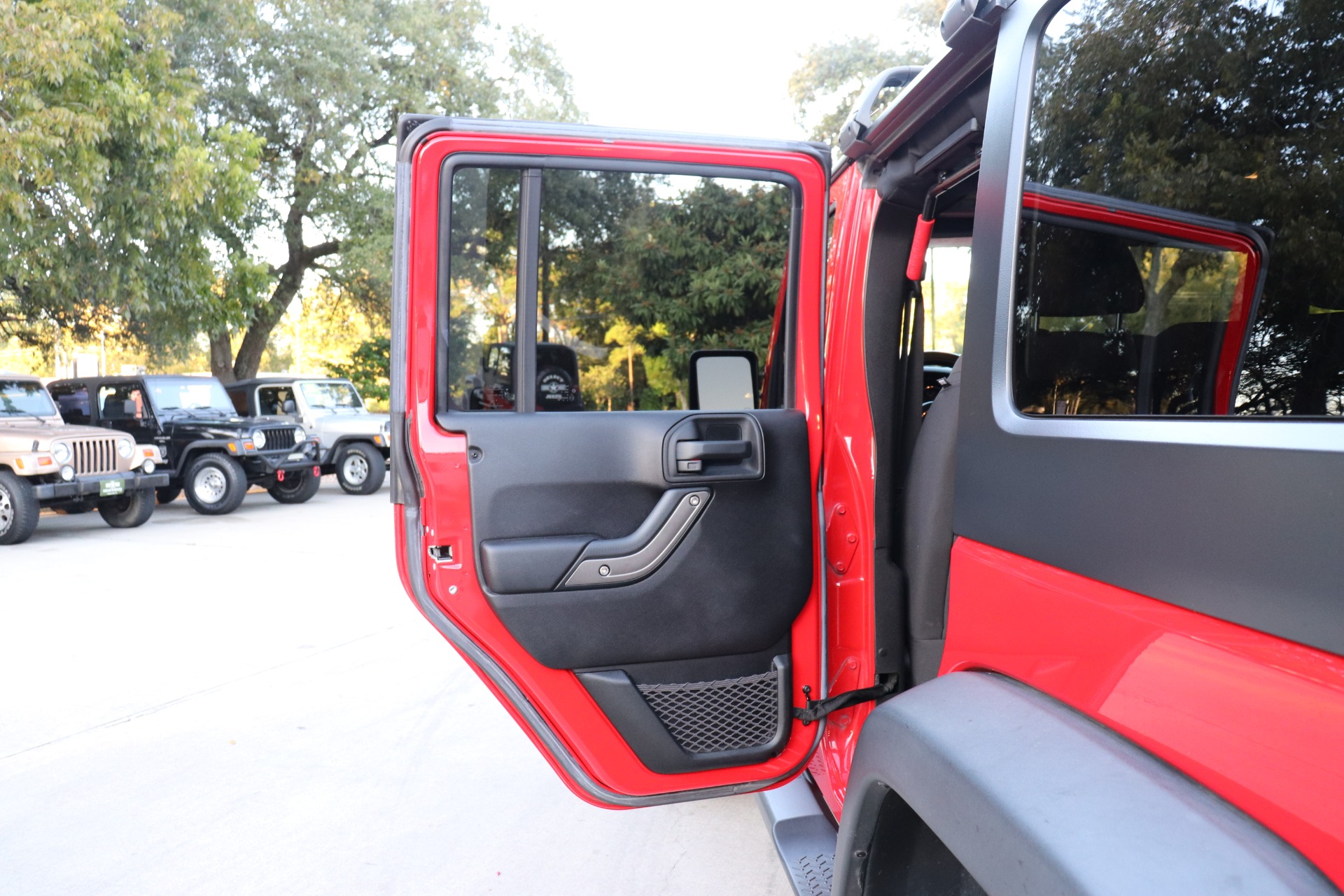 Used-2015-Jeep-Wrangler-Unlimited-Sport