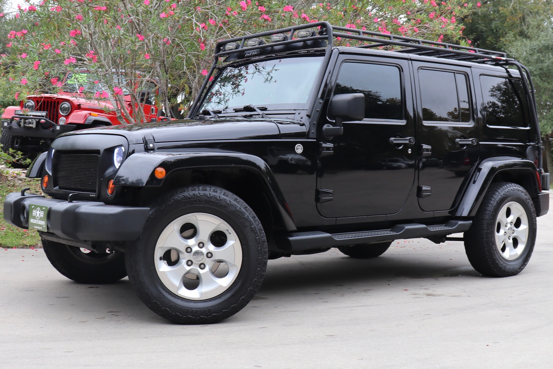 Used-2013-Jeep-Wrangler-Unlimited-Sahara