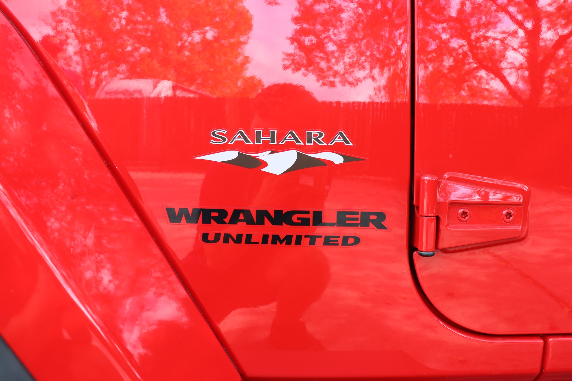 Used-2016-Jeep-Wrangler-Unlimited-Sahara