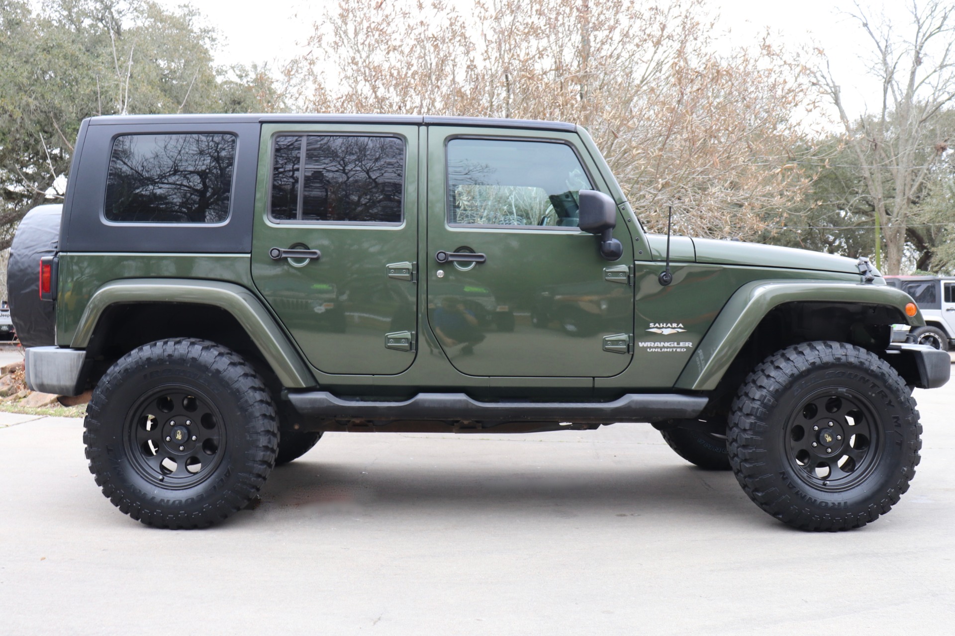 Used-2007-Jeep-Wrangler-Unlimited-Sahara