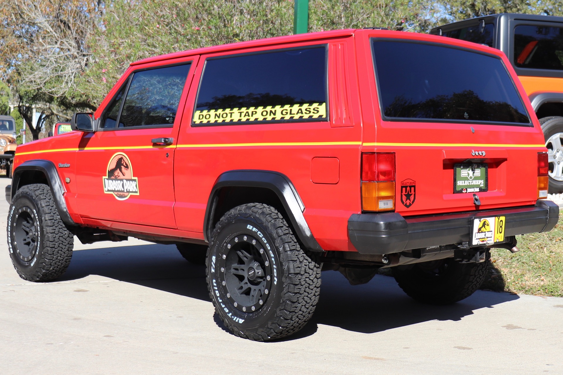 Used-1996-Jeep-Cherokee-SE