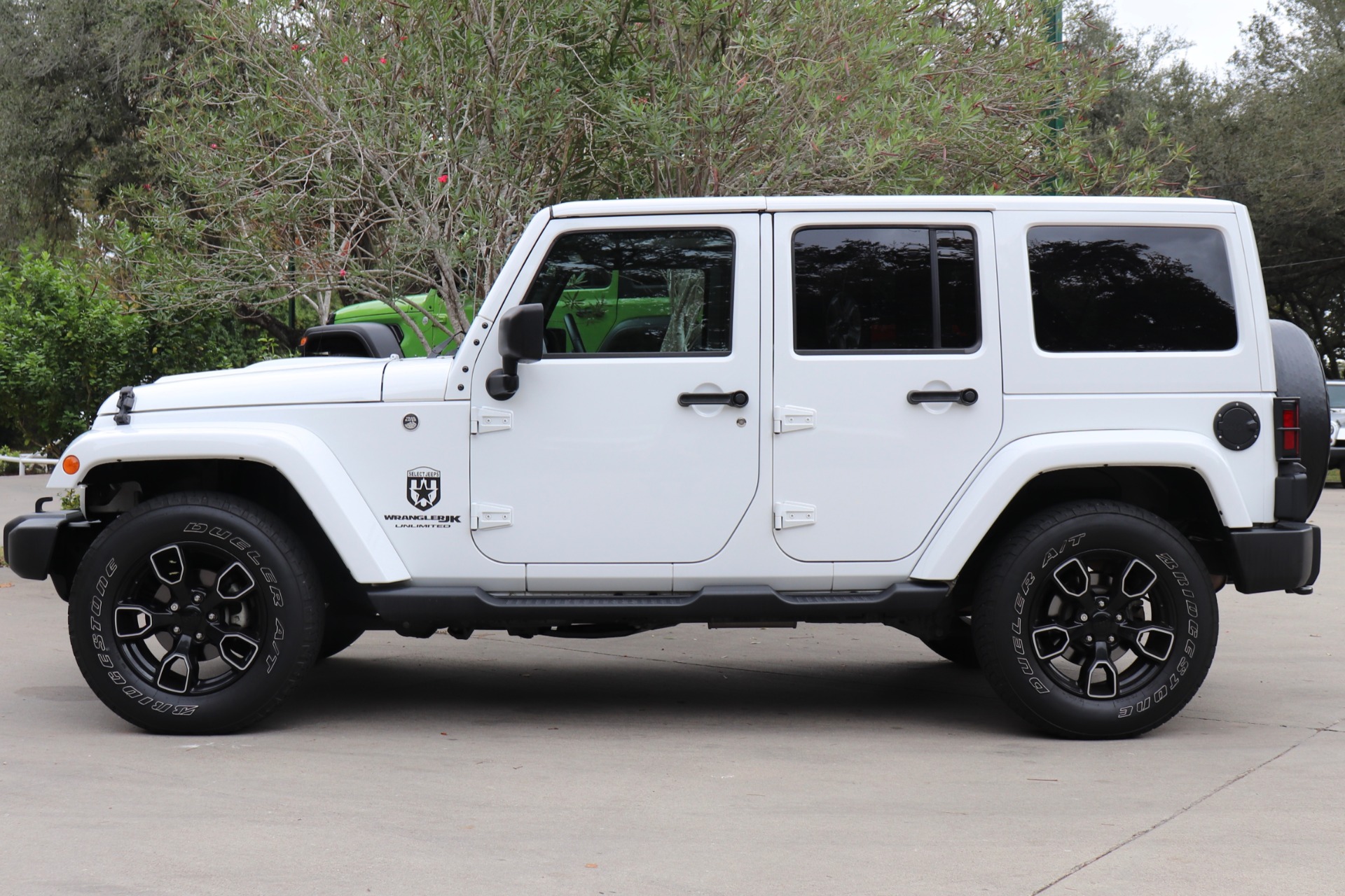 Used-2018-Jeep-Wrangler-JK-Unlimited-Sahara