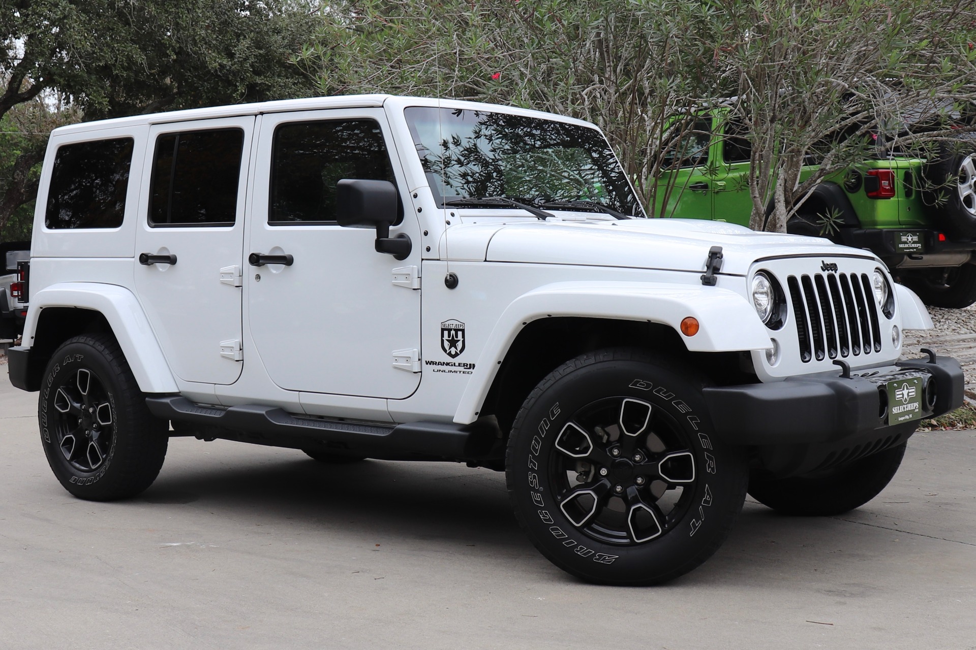 Used-2018-Jeep-Wrangler-JK-Unlimited-Sahara