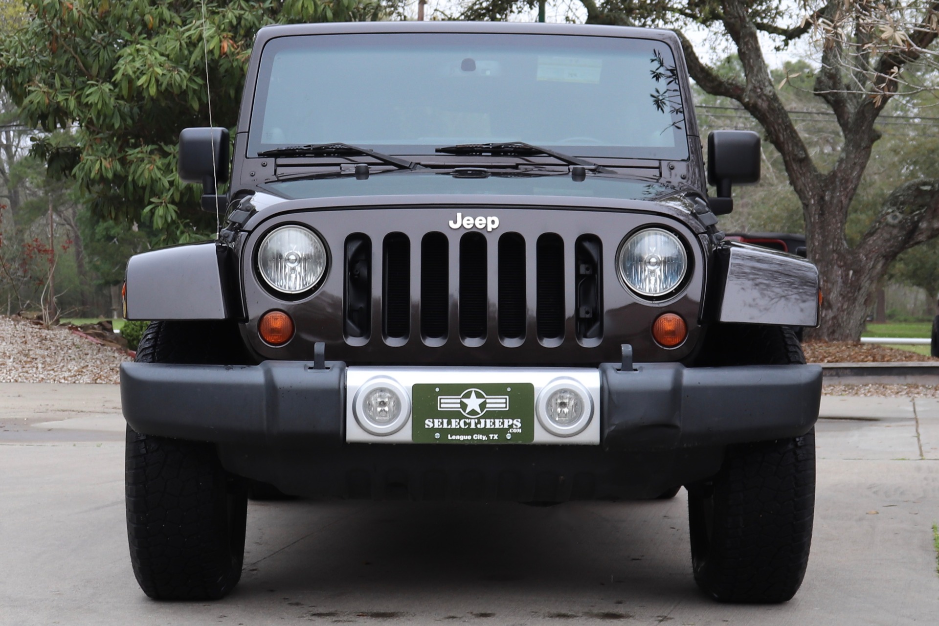 Used-2013-Jeep-Wrangler-Unlimited-Sahara