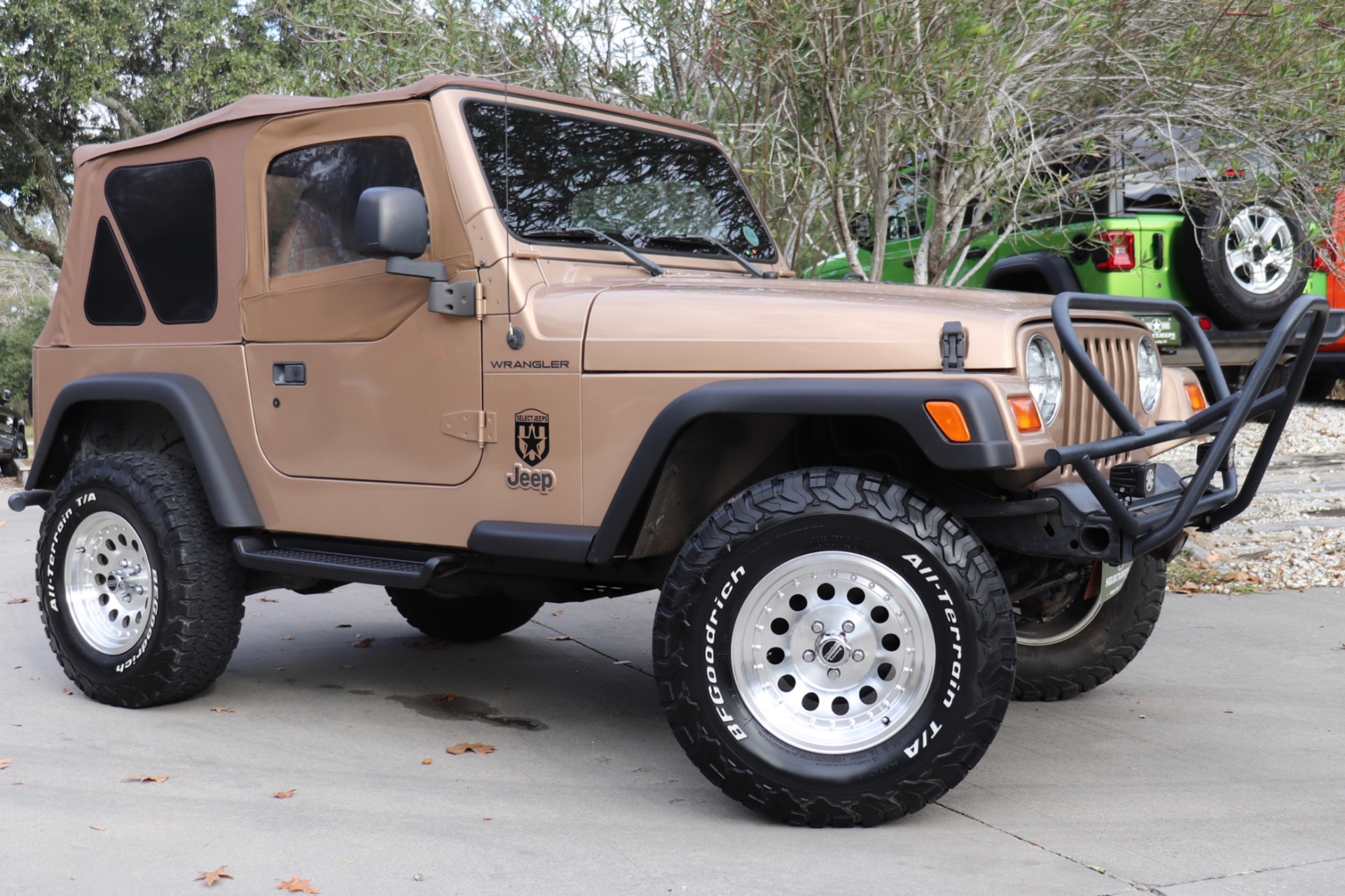 Used-1999-Jeep-Wrangler-SE