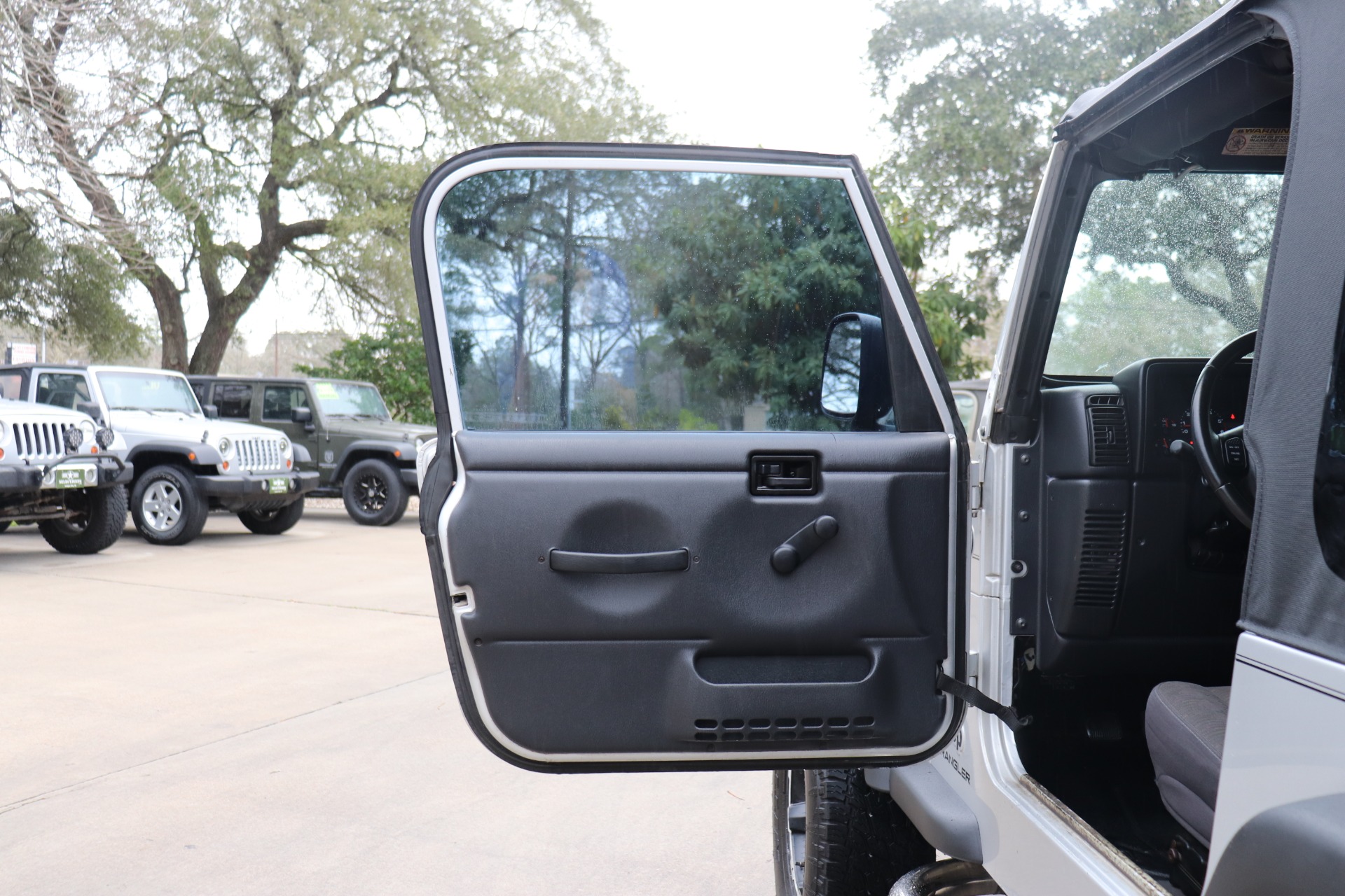 Used-2005-Jeep-Wrangler-X